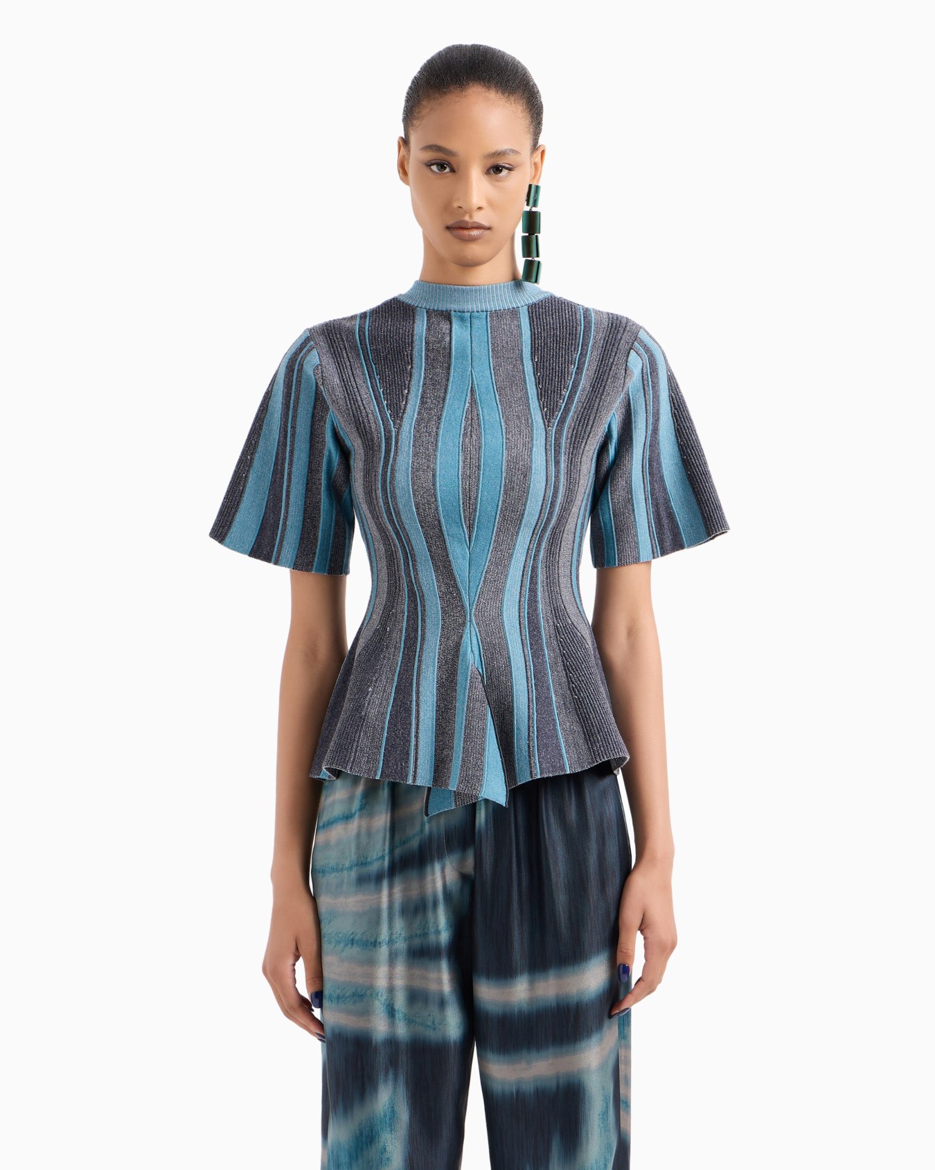 Jacquard viscose blend knit blouse Slide 2