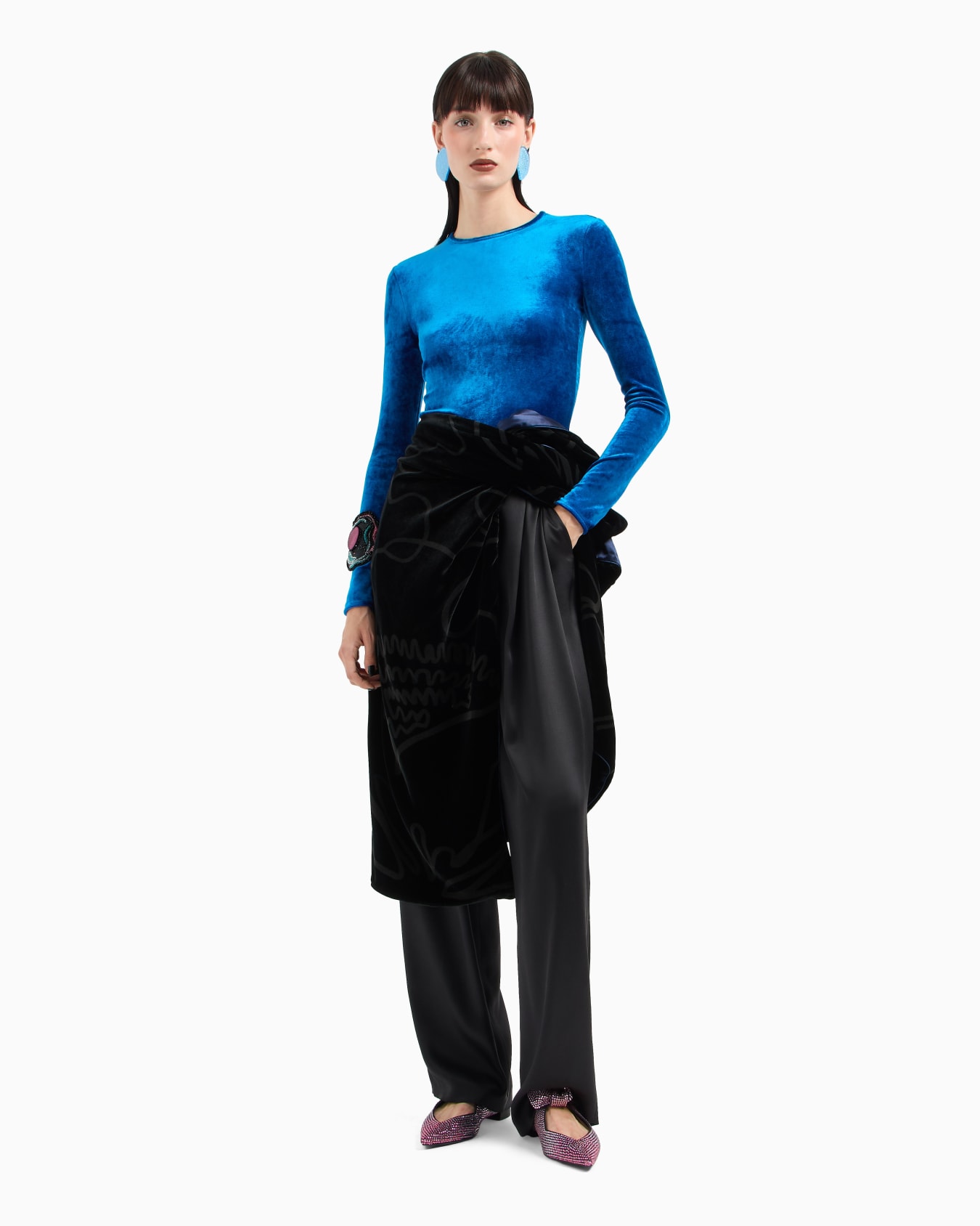 ASV crew-neck jumper in viscose-blend chenille Slide 3