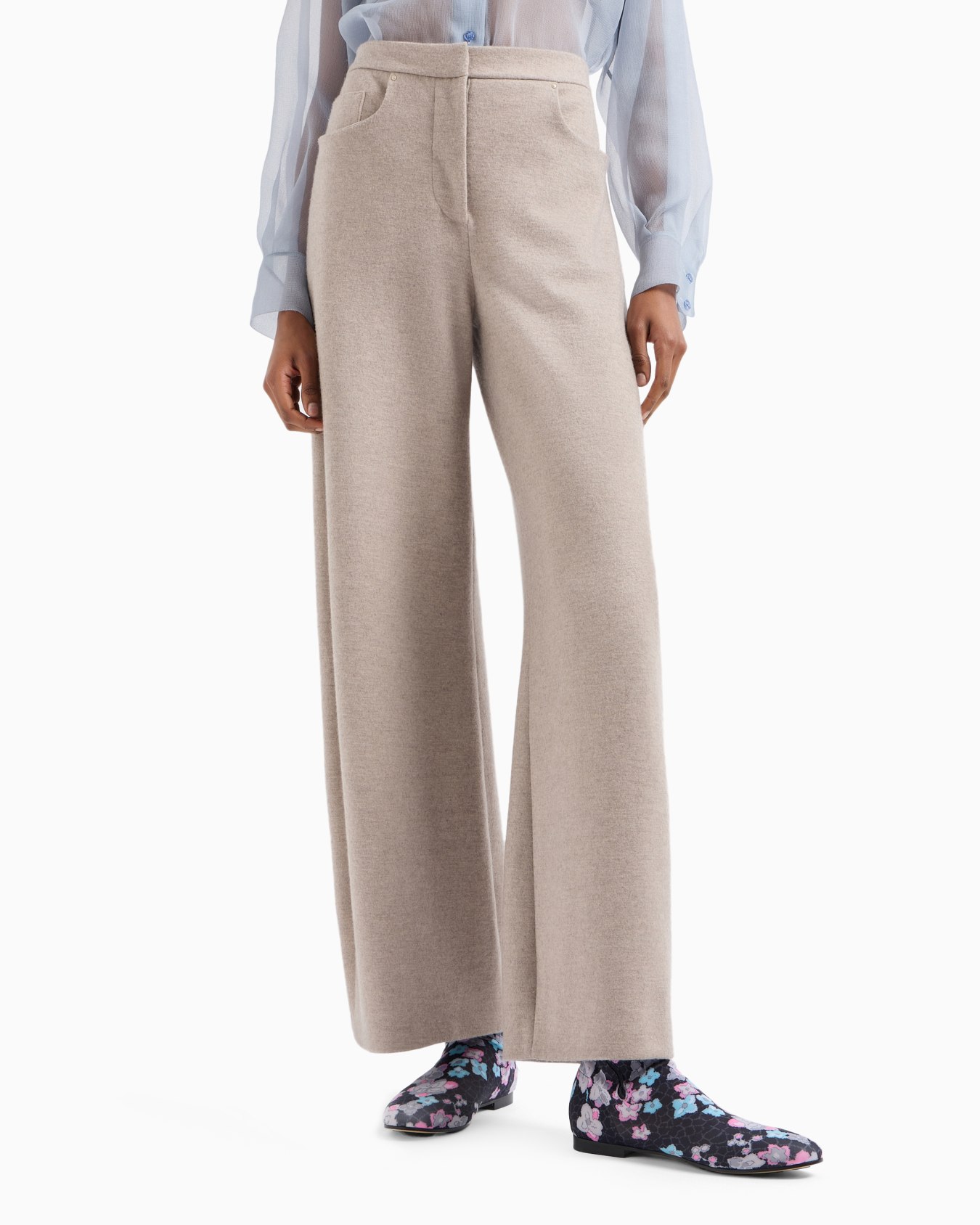 Wide trousers in double cashmere cloth Slide 2