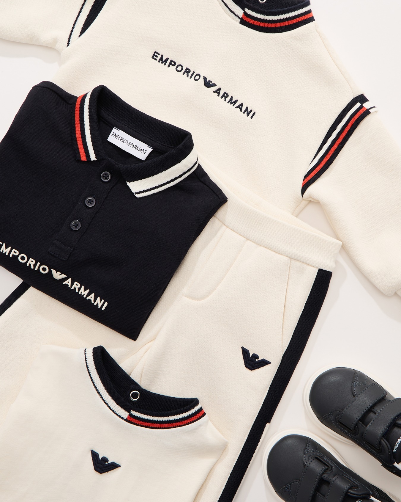 Polo de punto grueso con logotipo bordado Diapositiva 3