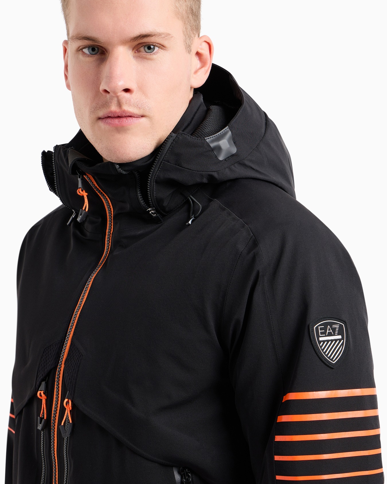 Technical ski jacket in PROTECTUM7 fabric with ASV STRATUM7 padding Slide 4