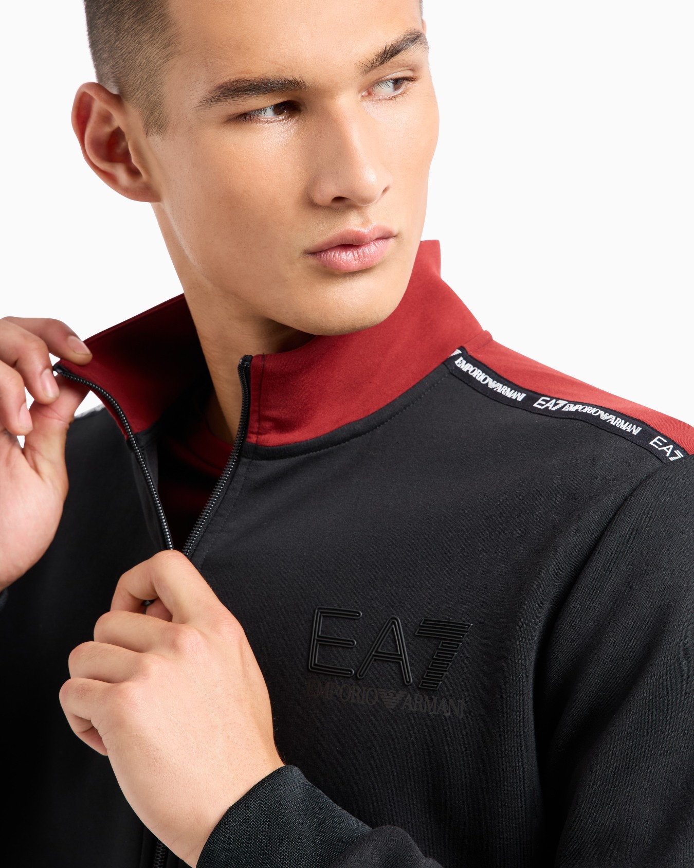 Logo Series zip-up sweatshirt in recycled fabric and stretch viscose Slide 4