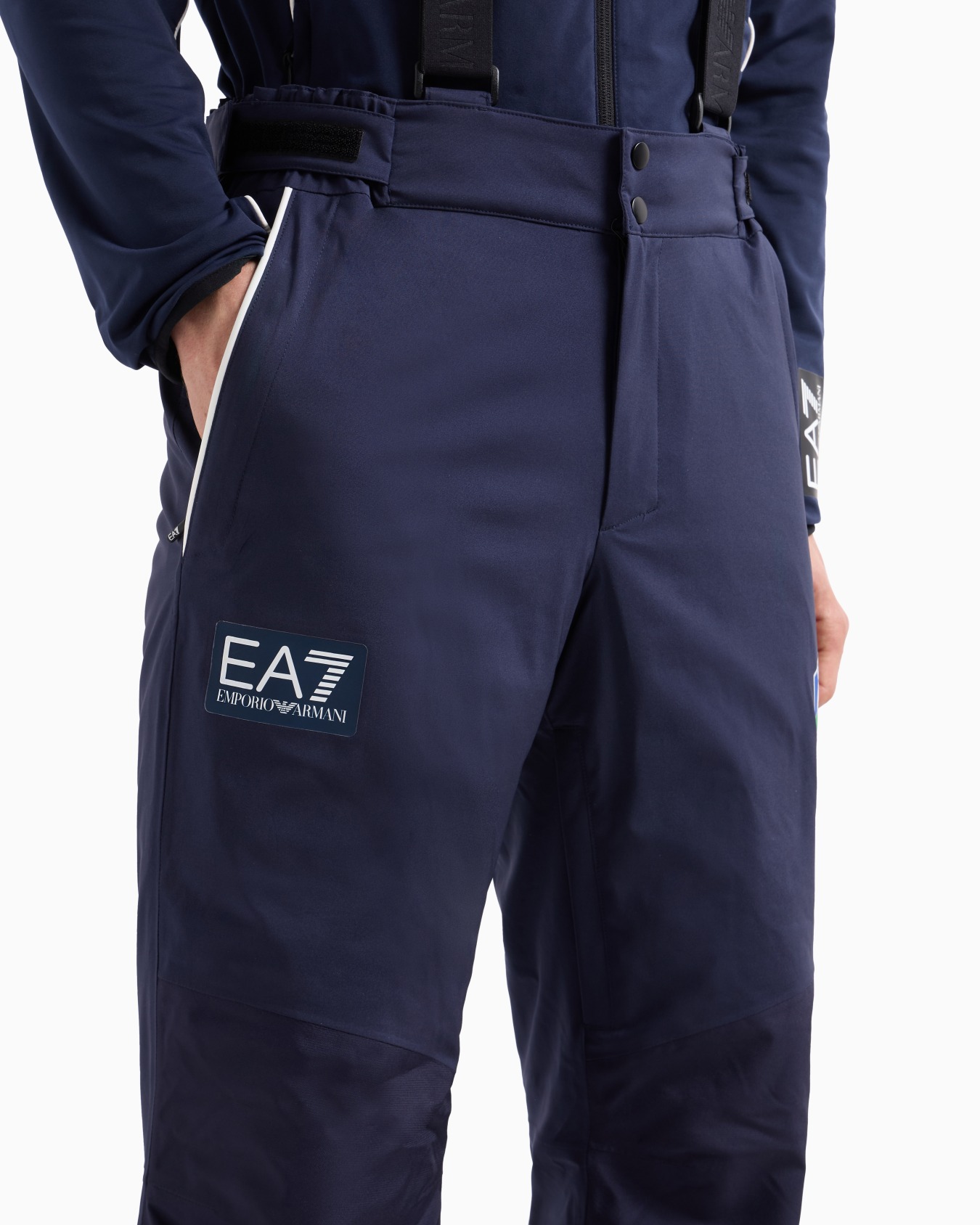 FISI Collection ski trousers in PROTECTUM7 technical fabric with recycled ARDOR7 padding Slide 4