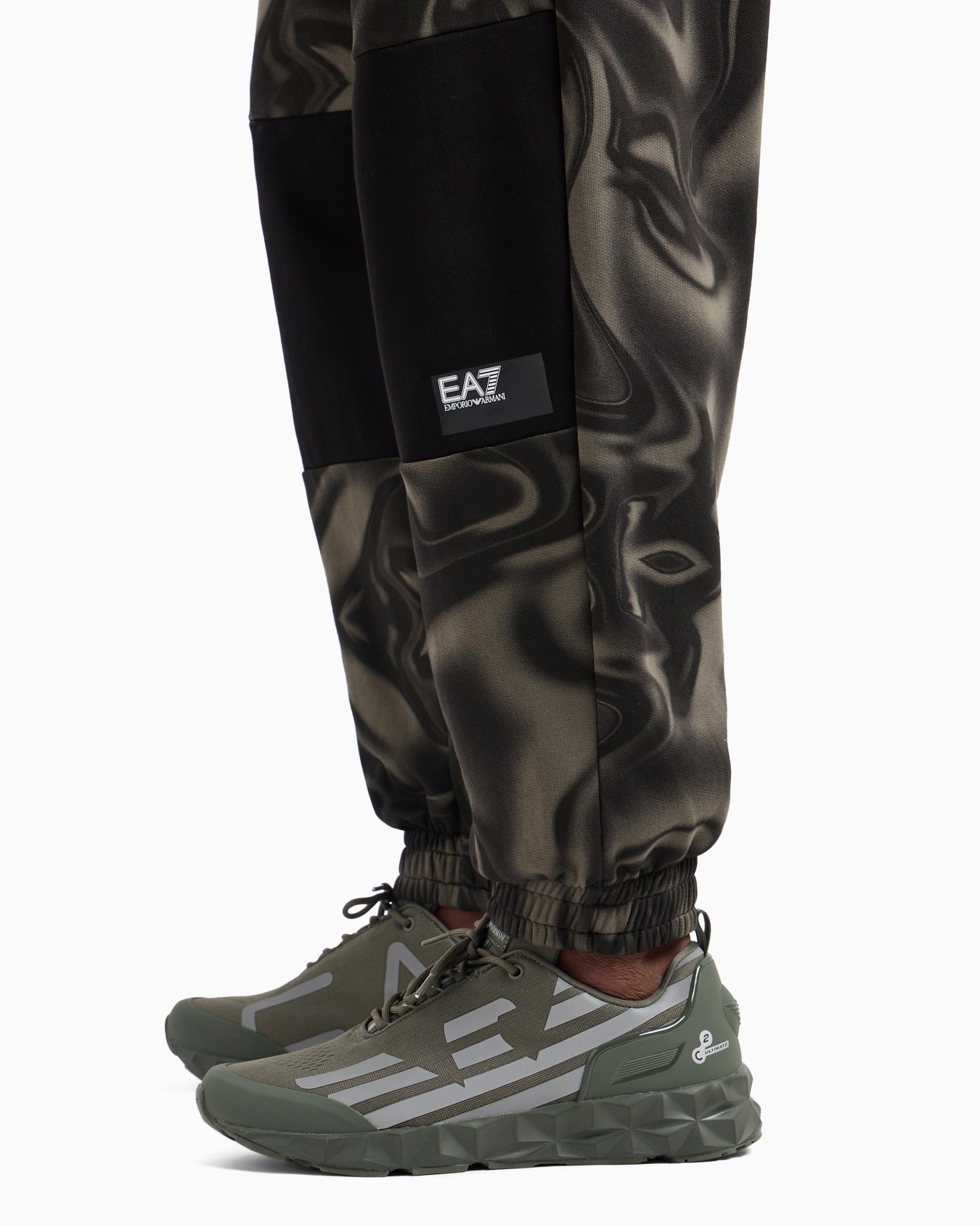 Sweatpants Slide 4