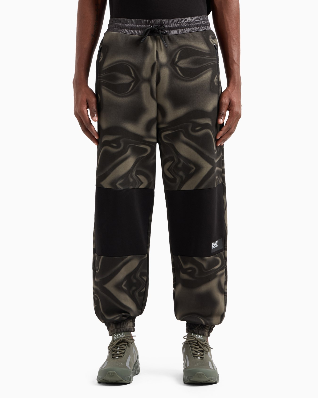 Sweatpants Slide 1