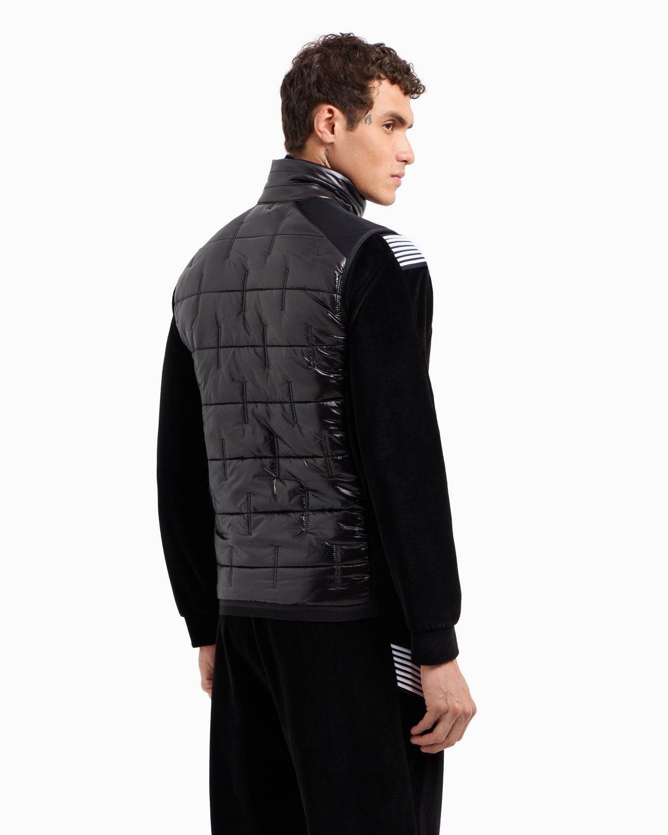Gilet de ski technique en nylon recyclé  Diapositive 2