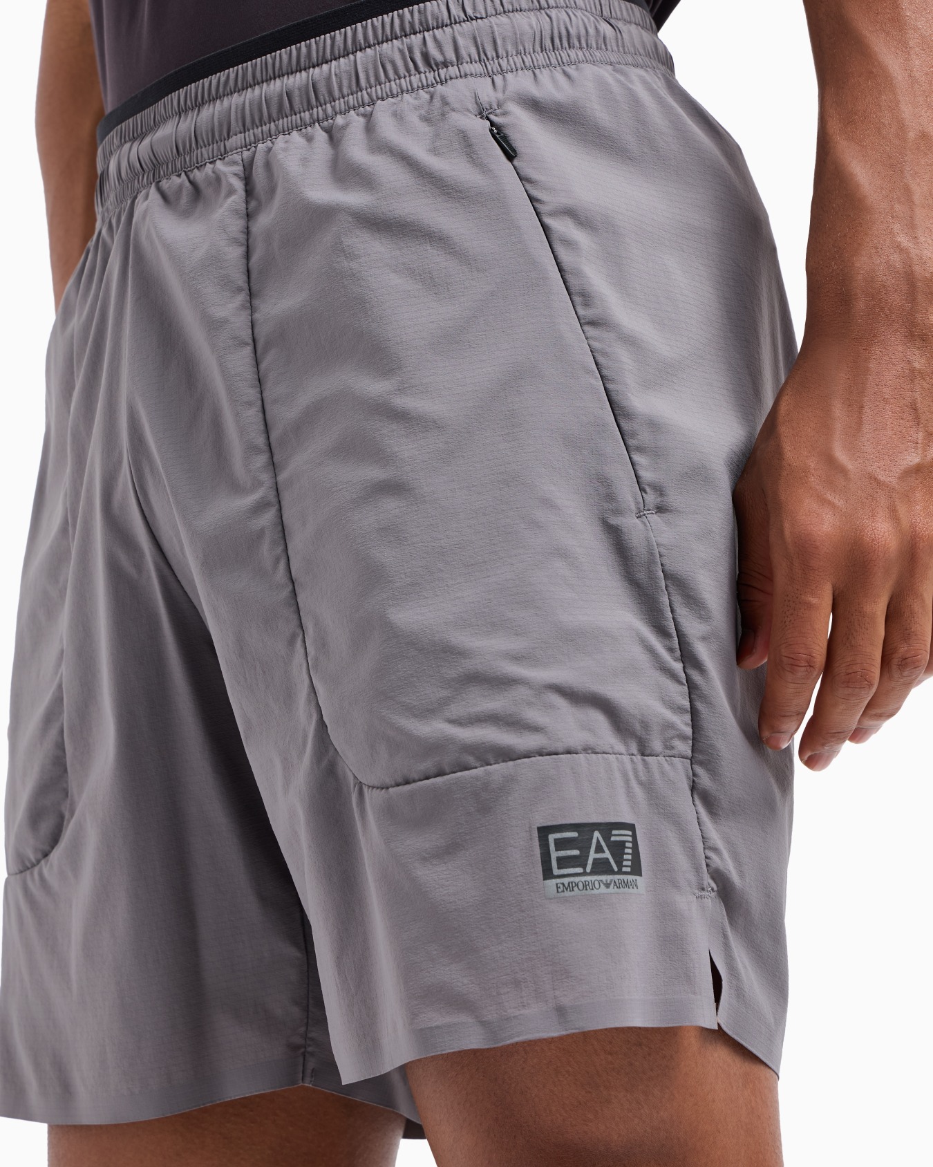 Dynamic Athlete shorts in VENTUS7 technical fabric Slide 4