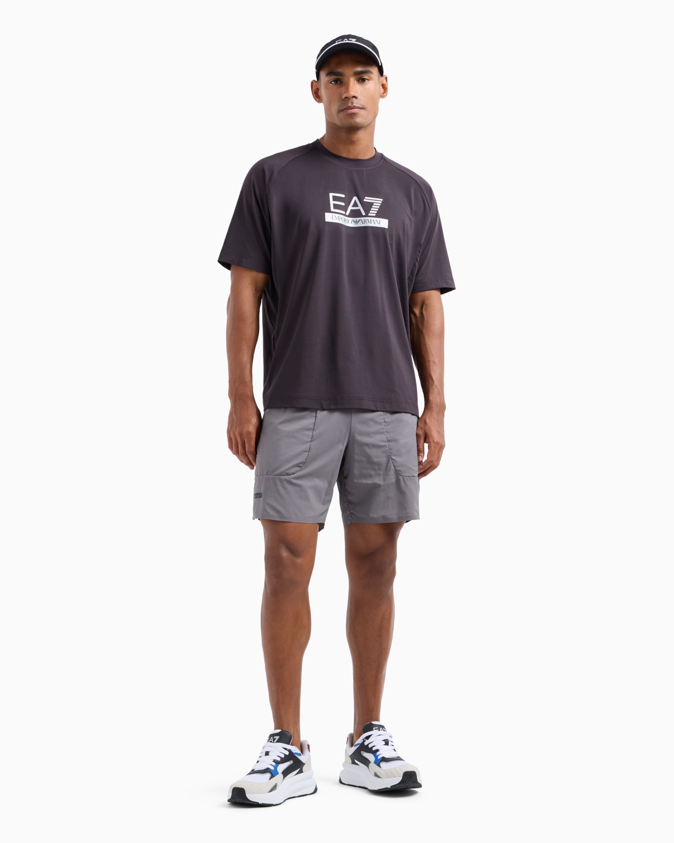 Dynamic Athlete shorts in VENTUS7 technical fabric Slide 3