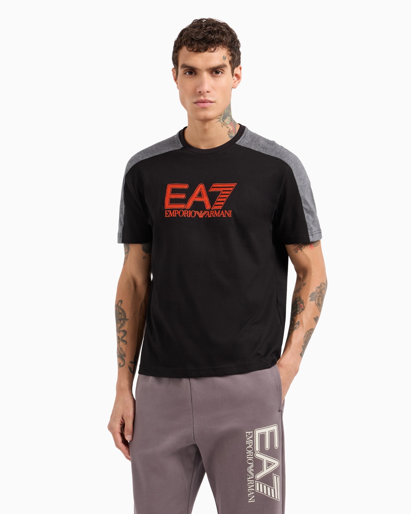 Visibility cotton crew-neck T-shirt Slide 1