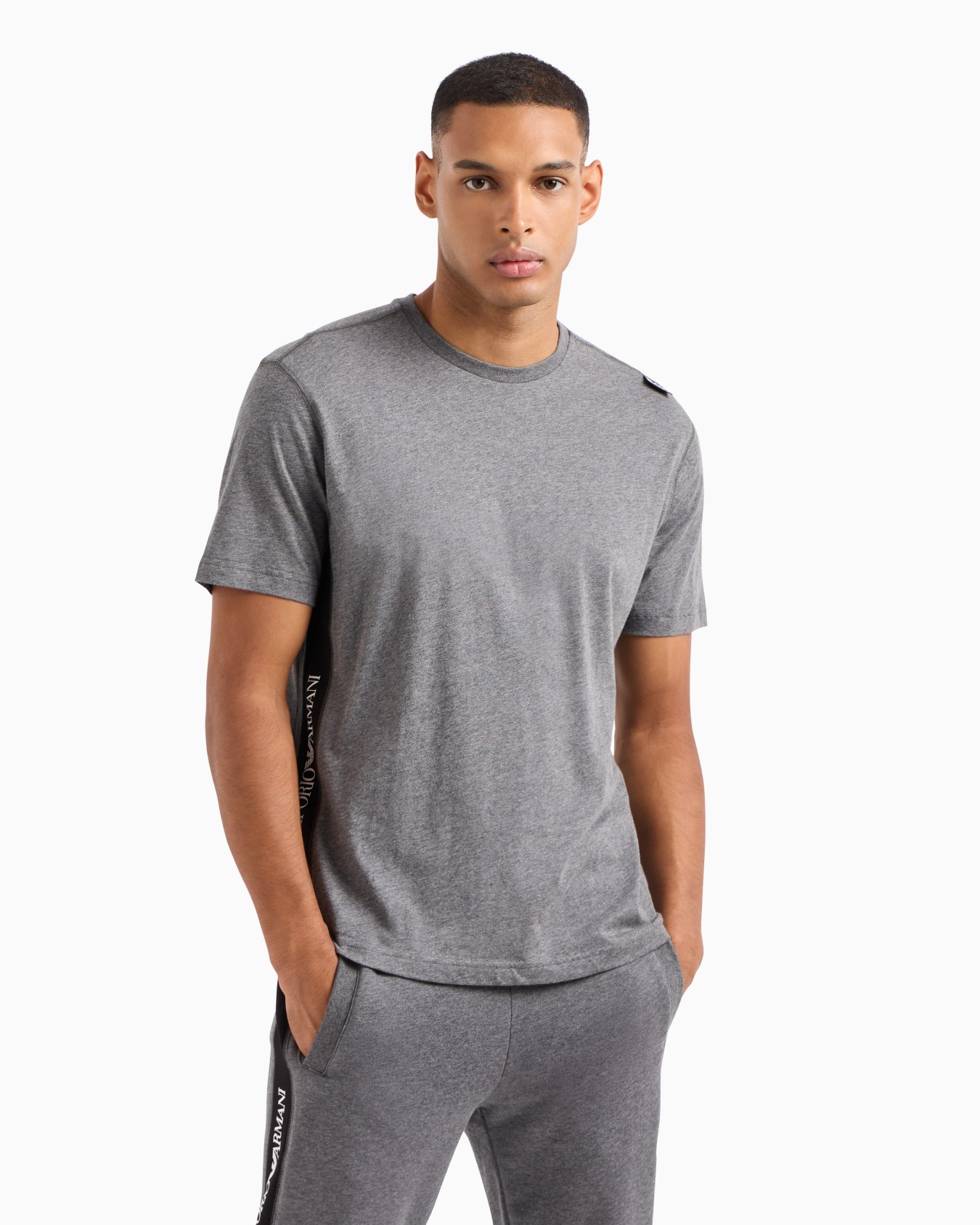 T-shirt girocollo Logo Series in cotone Slide 1