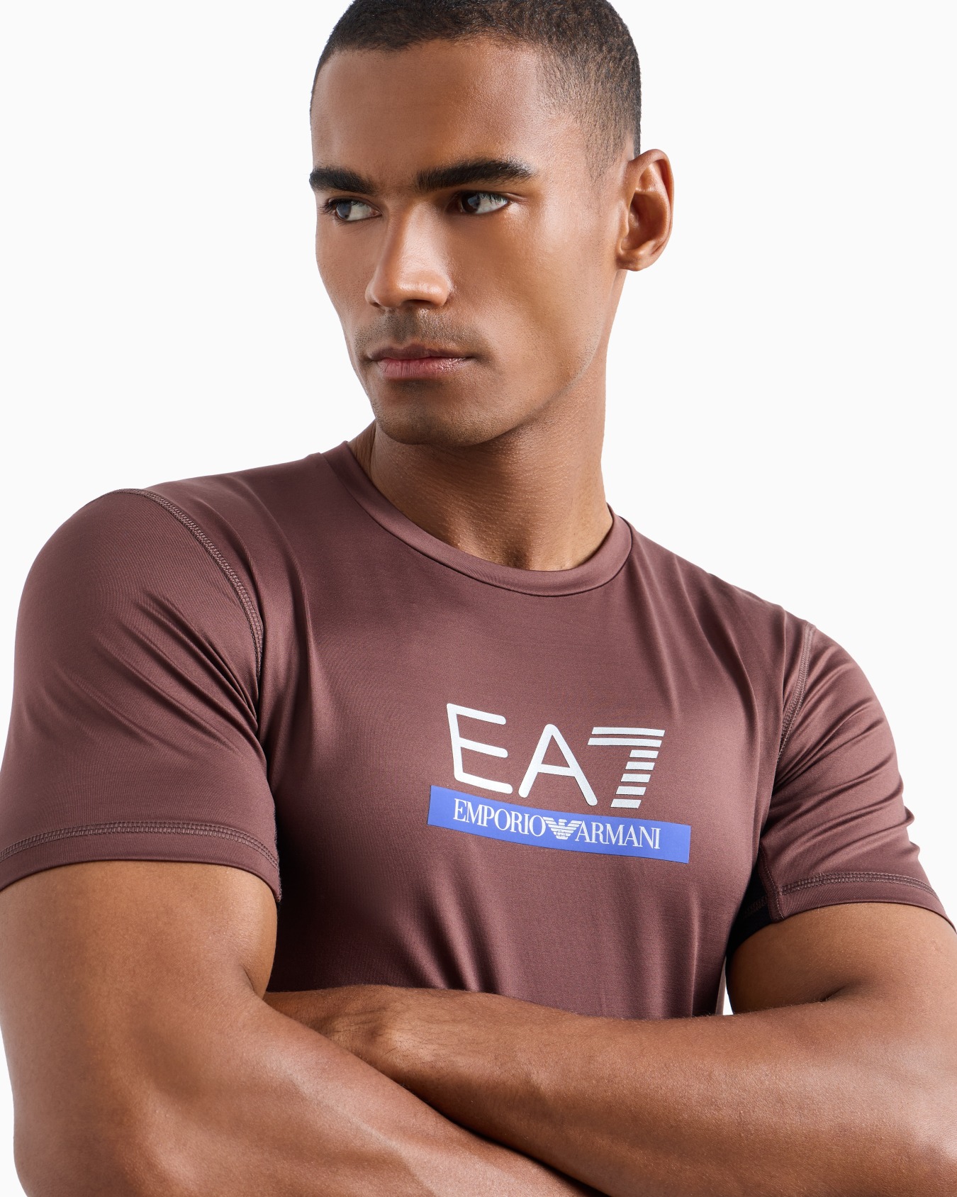 Camiseta de cuello redondo Dynamic Athlete de tejido técnico VIGOR7 Diapositiva 4
