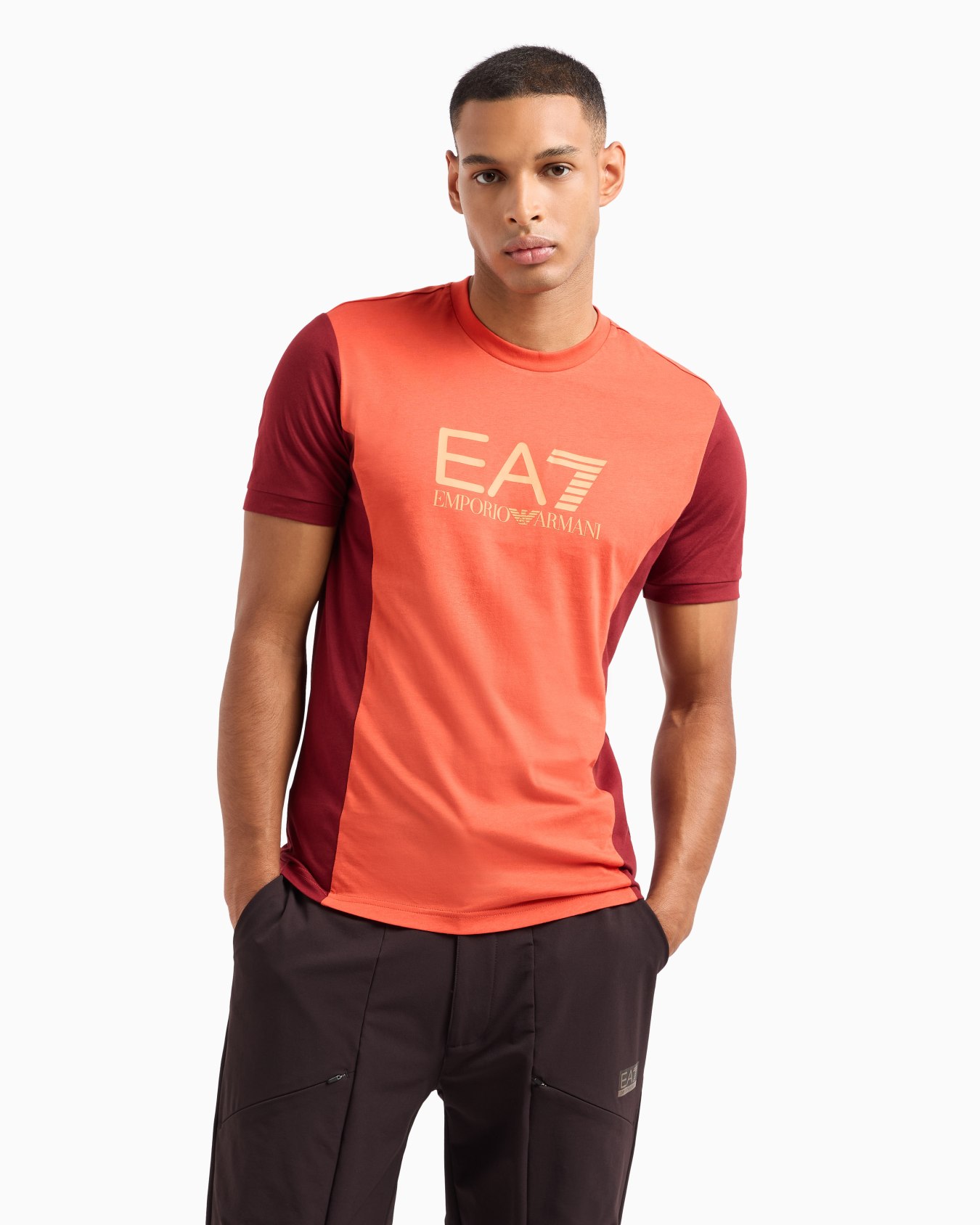 Athletic Colour Block short-sleeved cotton crew-neck T-shirt Slide 1