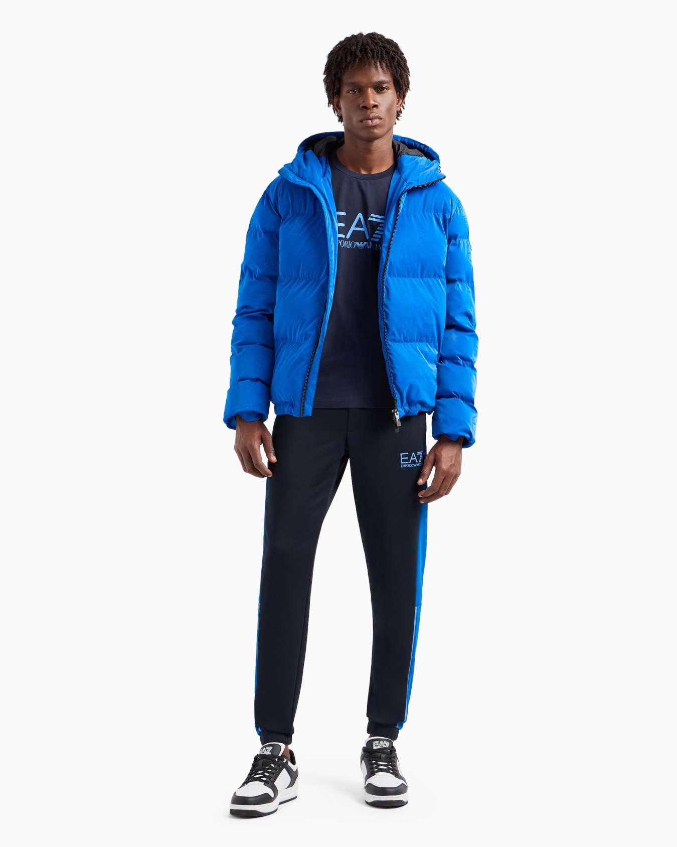 Athletic Colour Block long-sleeved crew-neck cotton T-shirt Slide 3