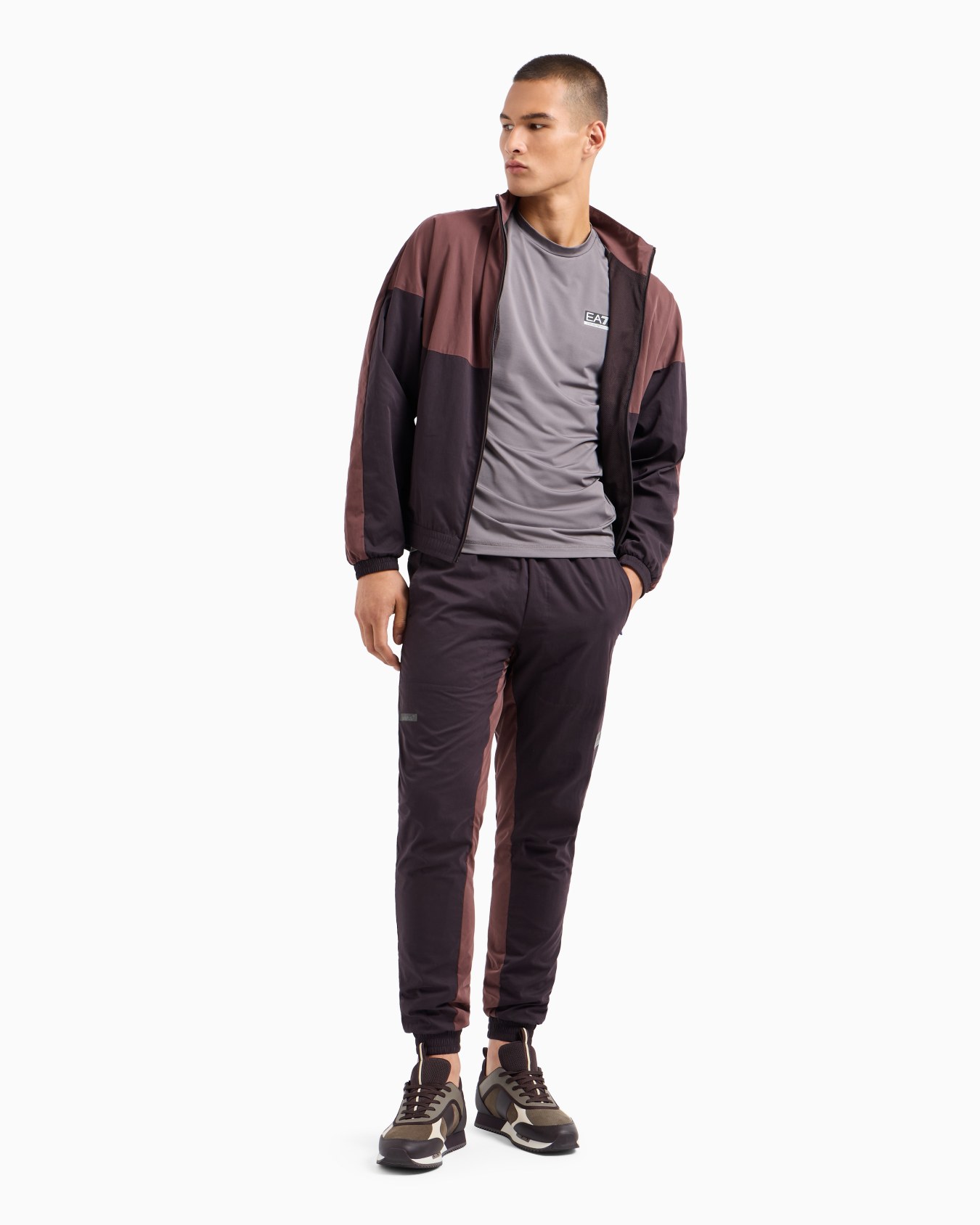 Dynamic Athlete crew-neck T-shirt in VENTUS7 technical fabric Slide 3