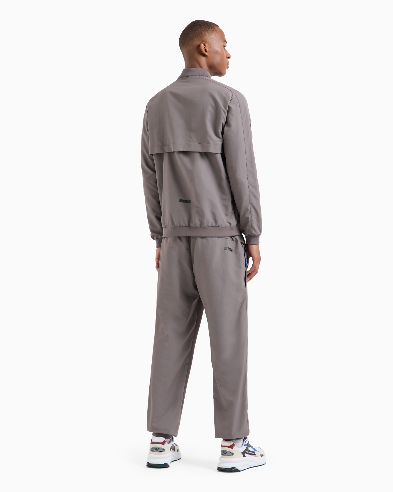 Dynamic Athlete tracksuit in VENTUS7 technical fabric Slide 3