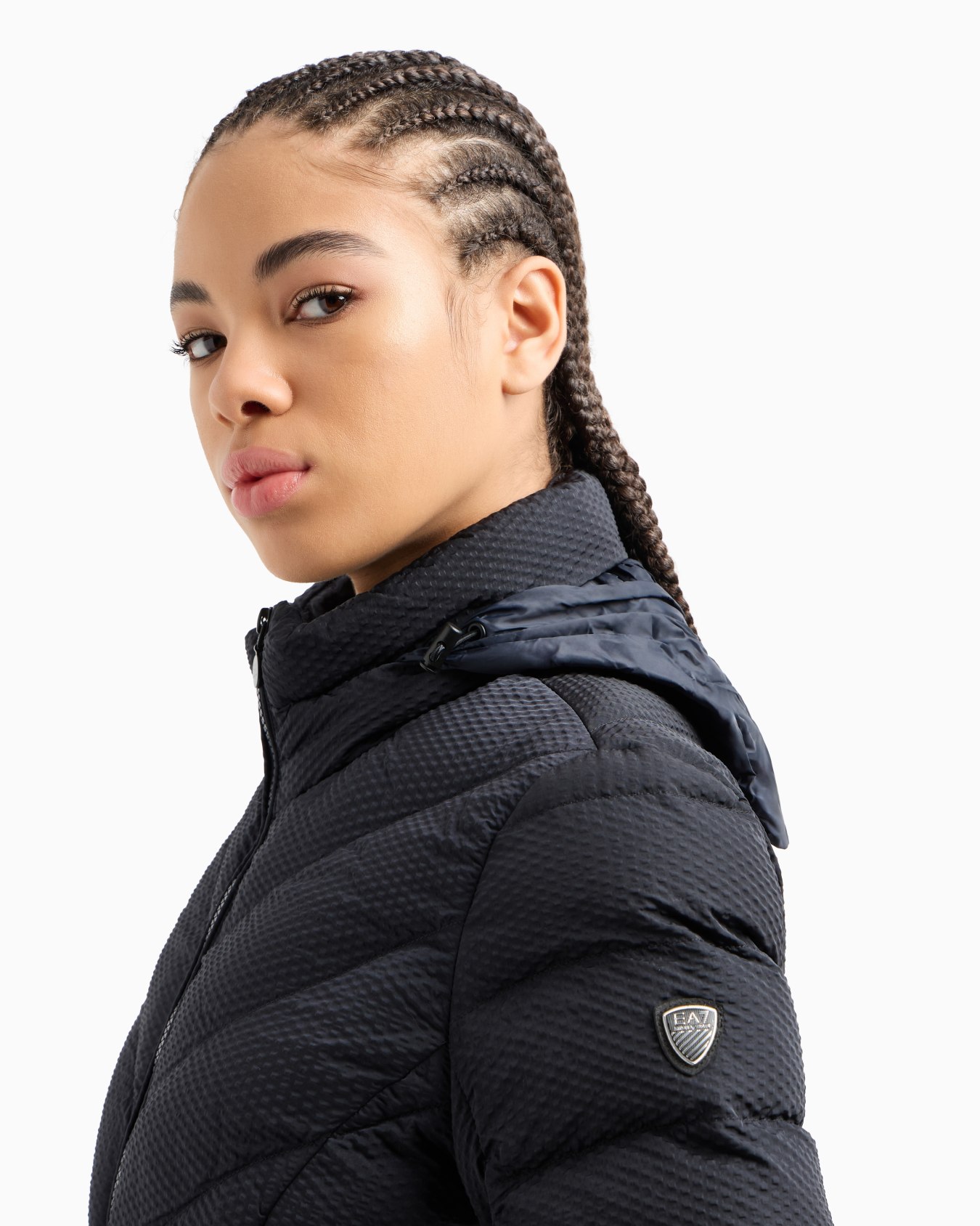 Chaqueta con cinturón y acolchado de CALIDUM7 Diapositiva 4