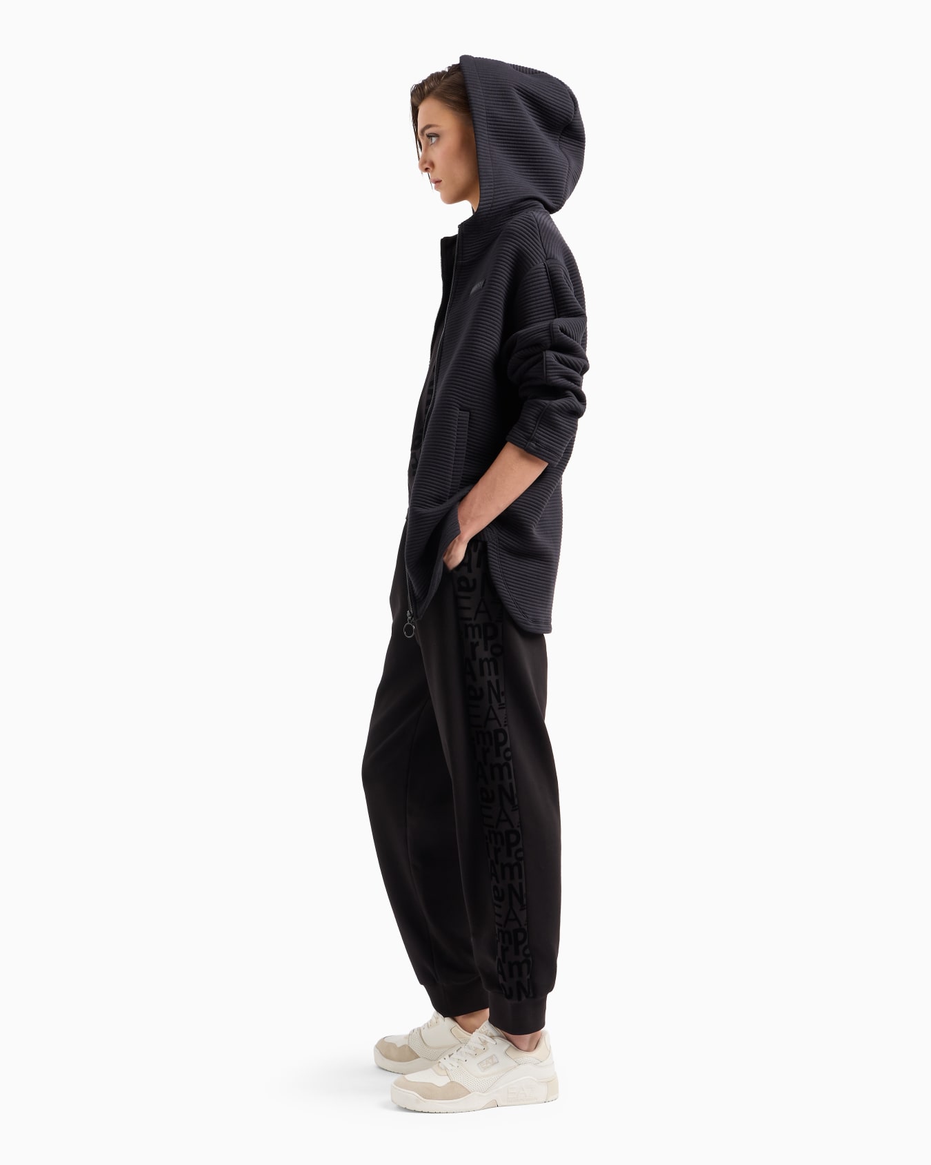 Langes Sporty Forever Sweatshirt mit Kapuze aus einer Baumwollmischung Folie 3