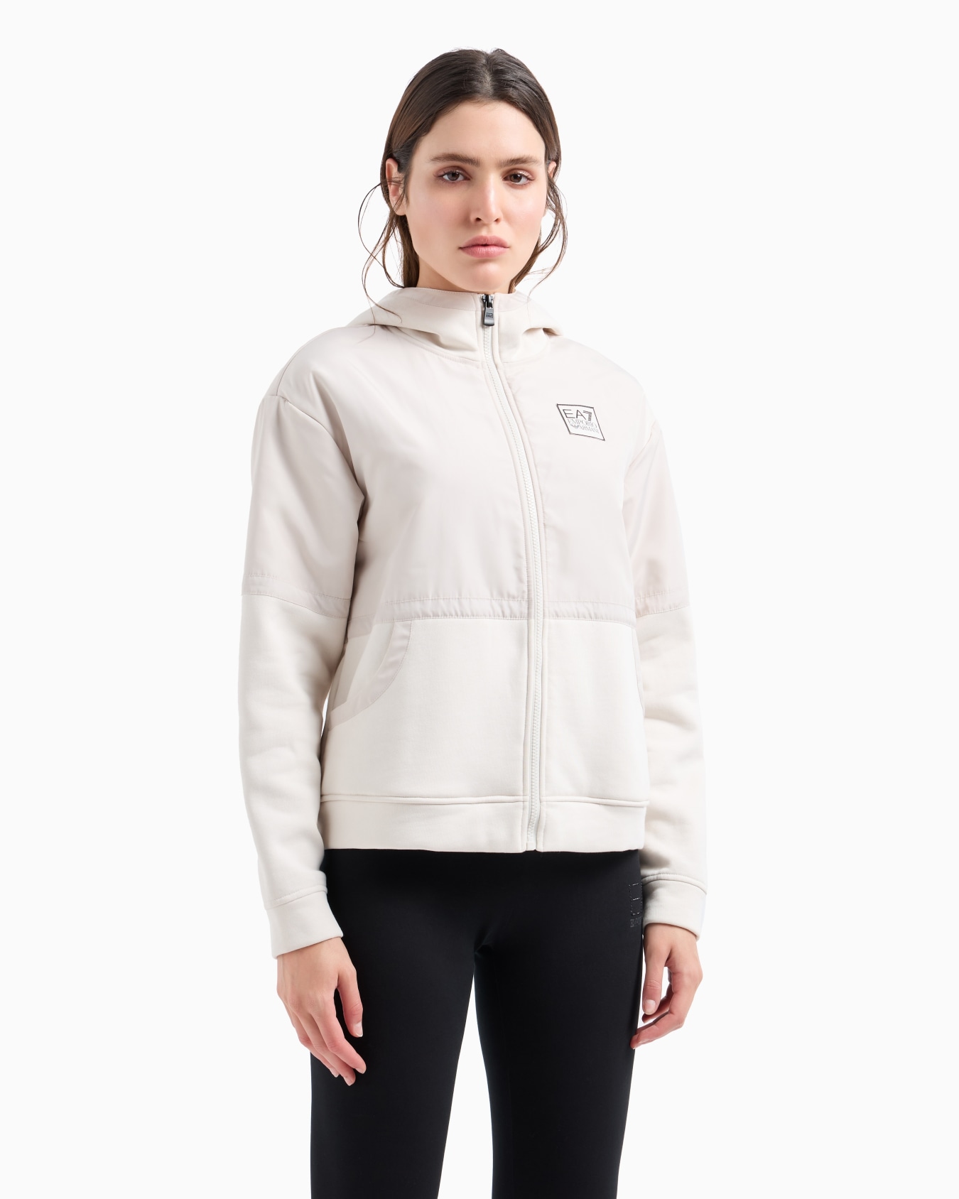 Sweat-shirt à capuche Contemporary Sport avec empiècements en nylon Diapositive 1