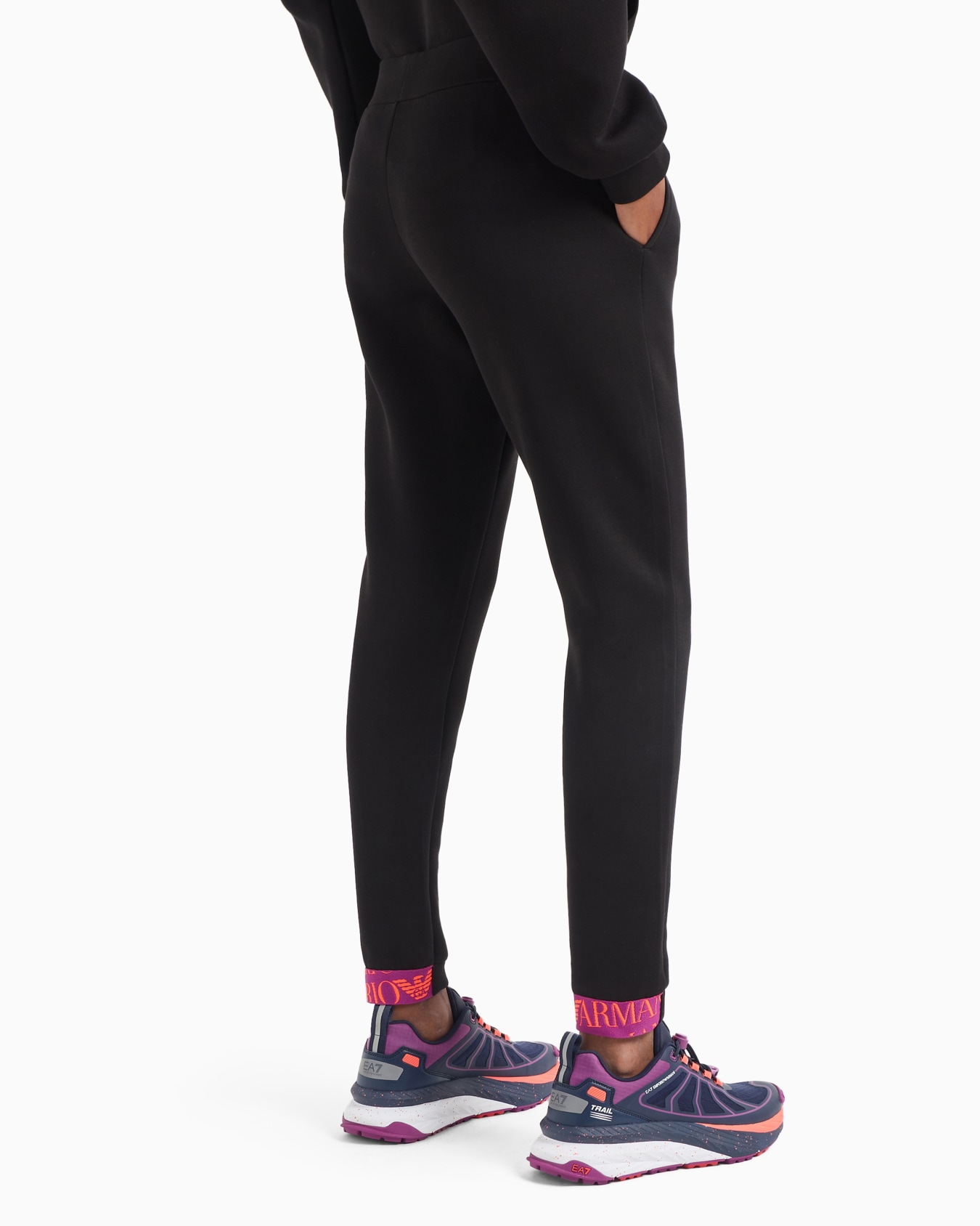 Cotton-blend Logo Series joggers Slide 2