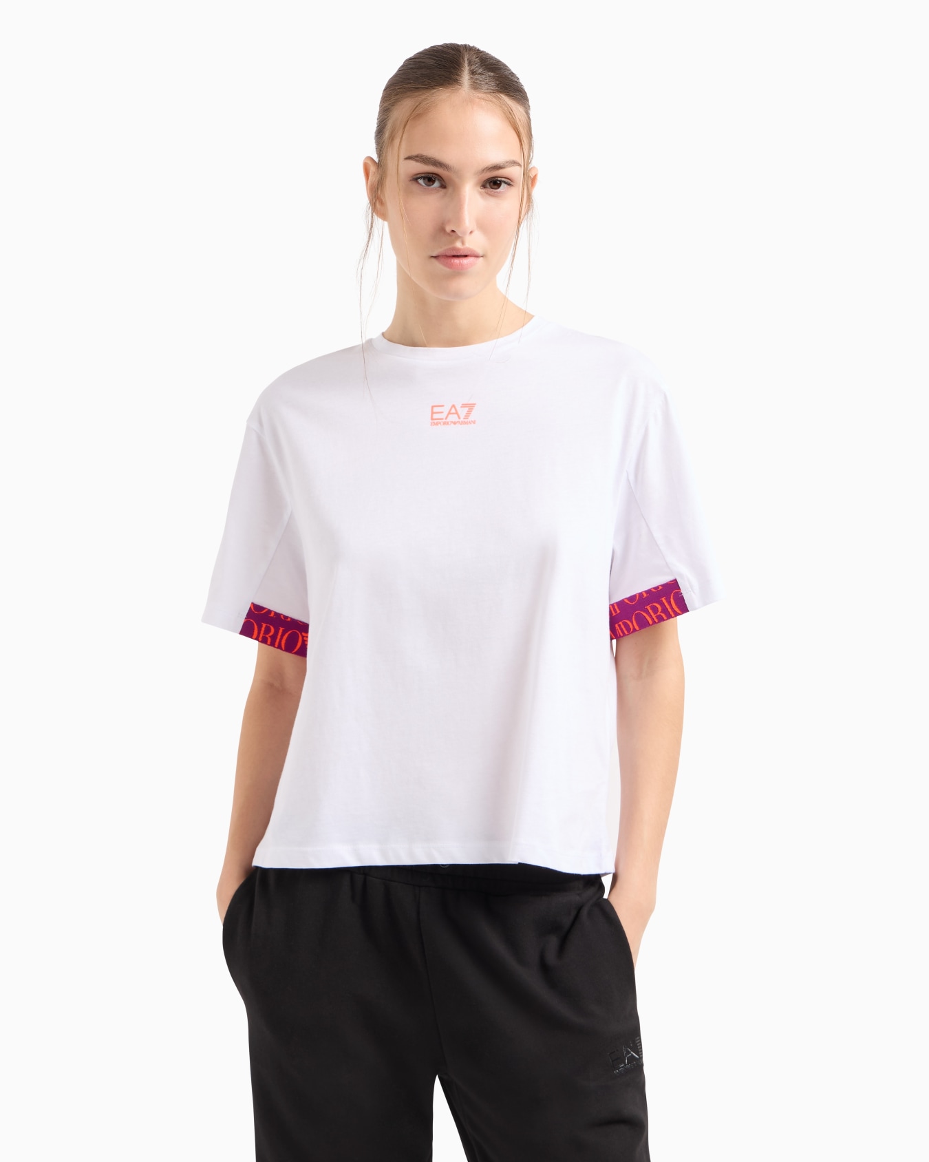 T-shirt girocollo Logo Series in cotone Slide 1