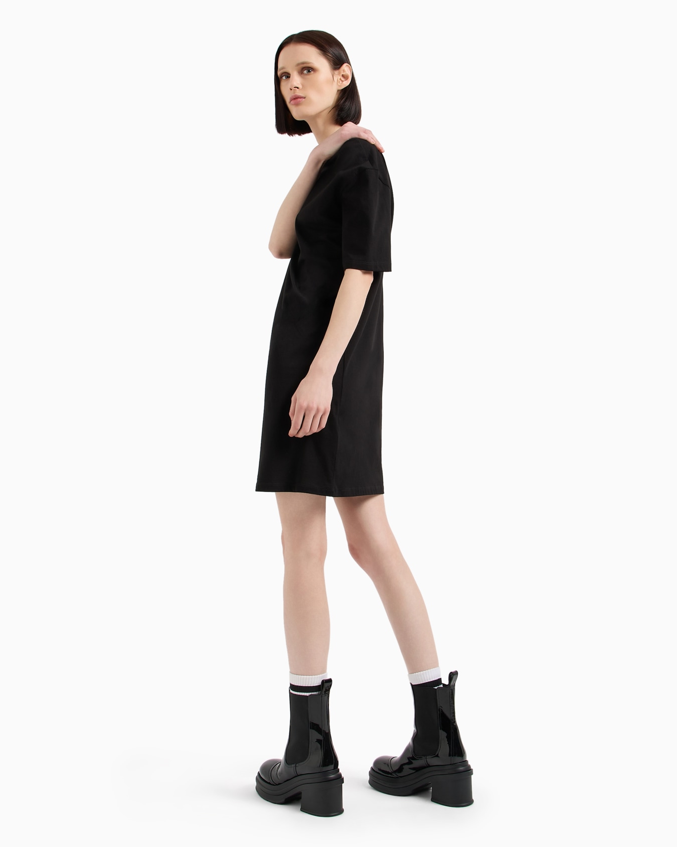 Vestido tipo camiseta con monograma de algodón orgánico ASV Diapositiva 2