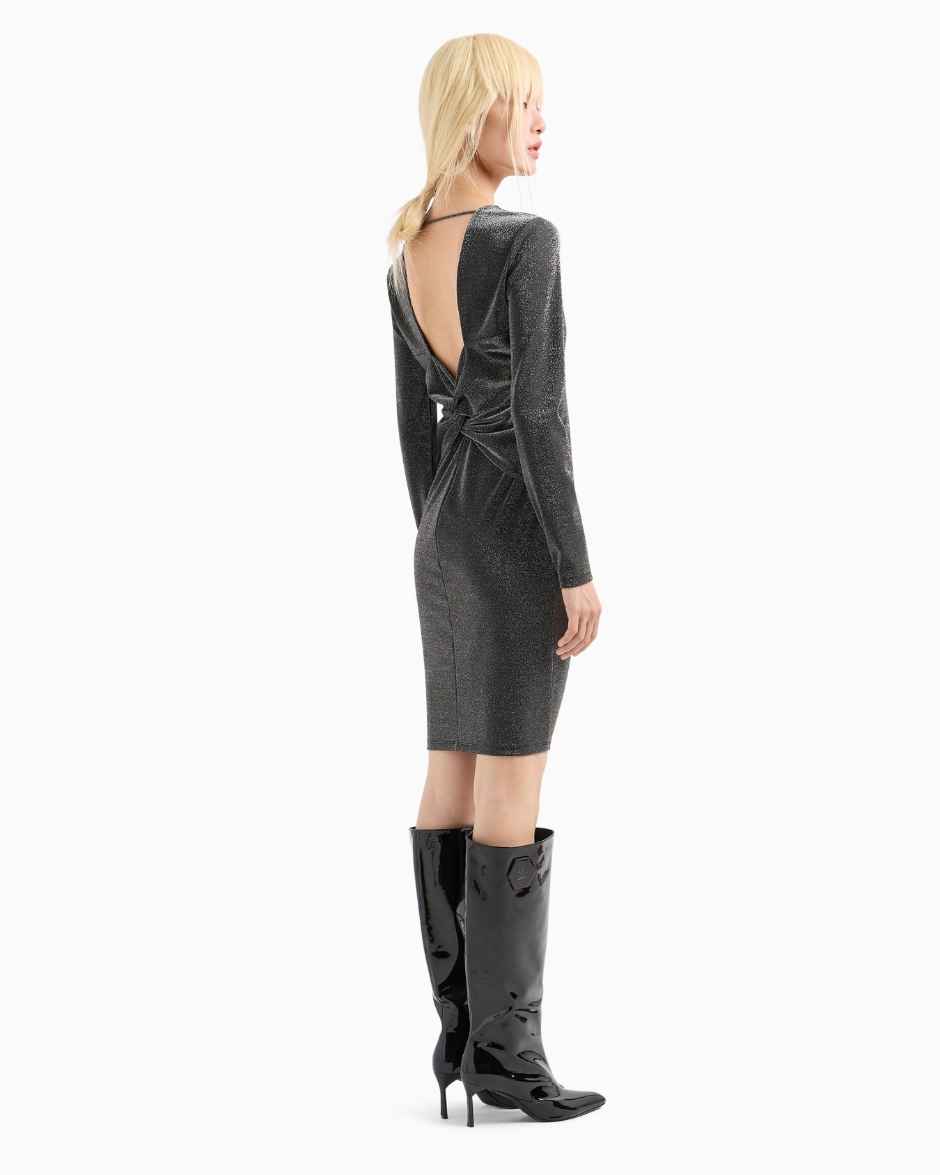 Vestido midi de lúrex con escote en espalda Diapositiva 2