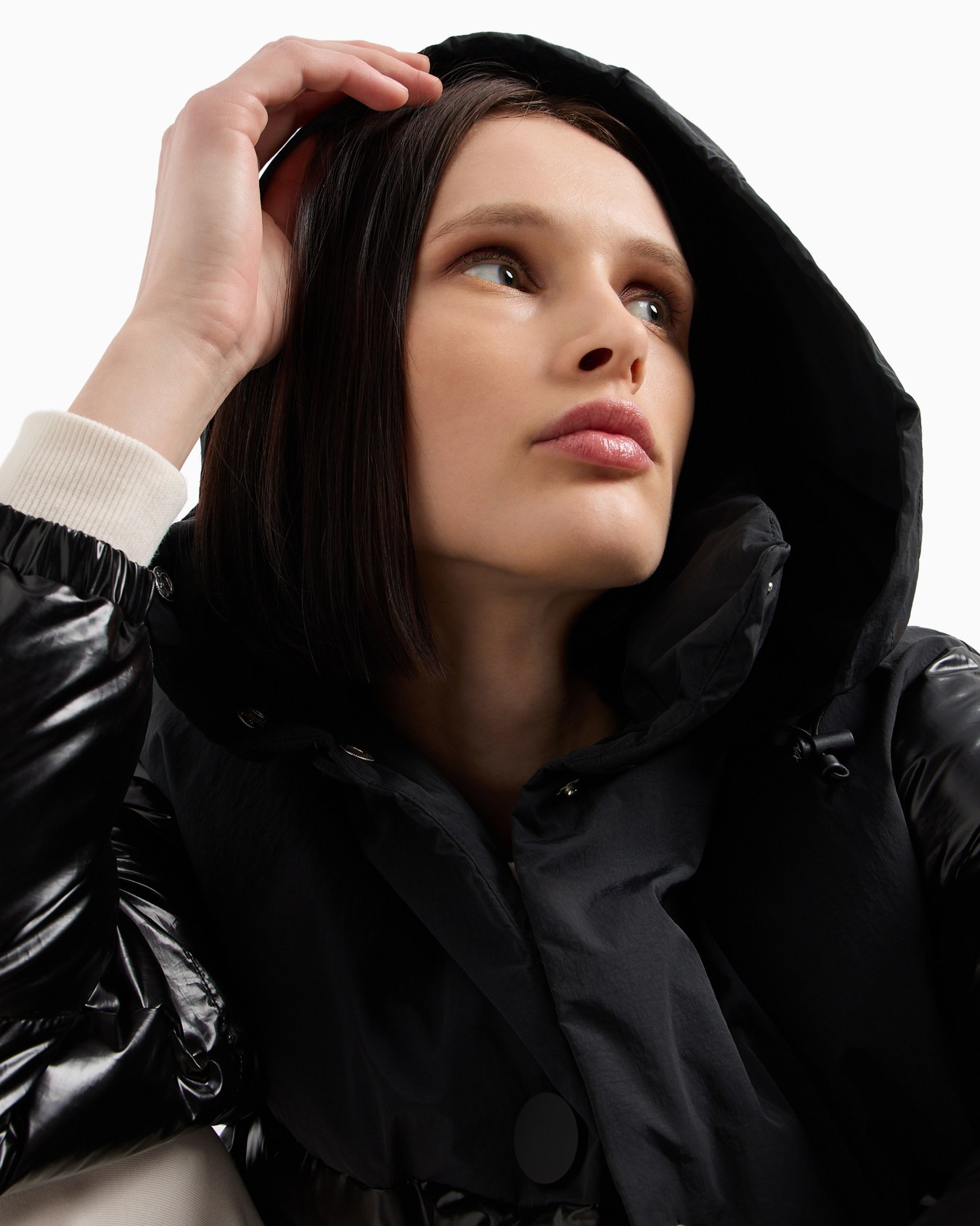 Veste matelassée en cuir verni et tissu mat Diapositive 4
