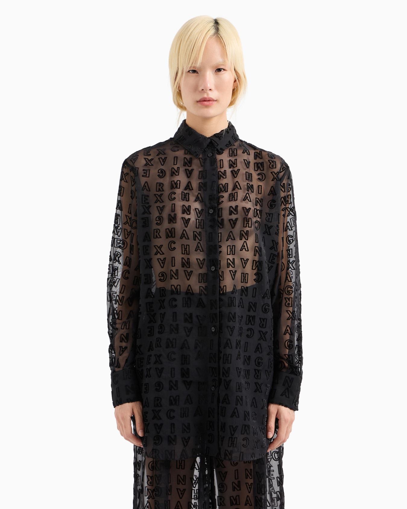 Chemise longue en tissu transparent avec logo all-over Diapositive 1