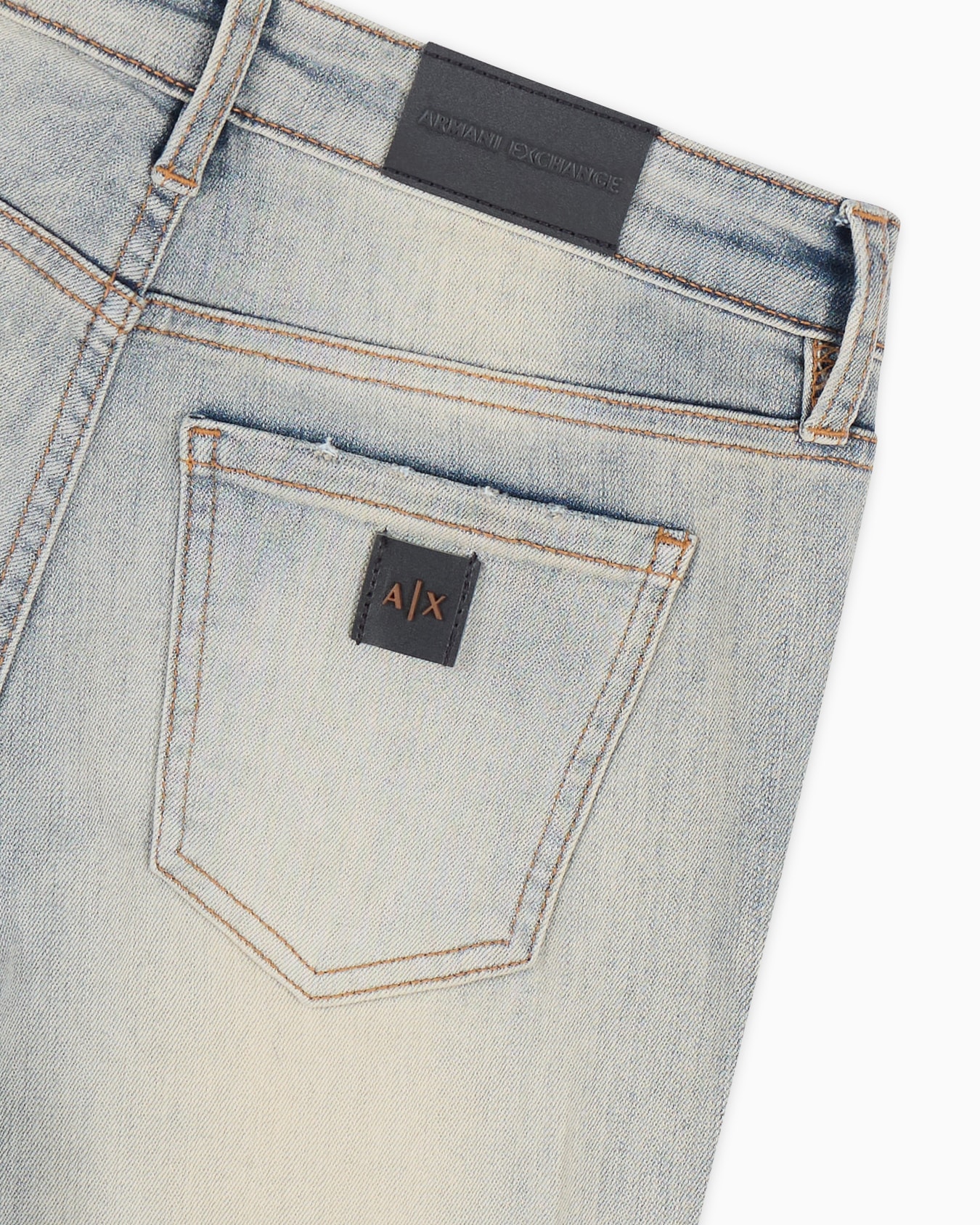 Vaqueros J01 de corte súper ajustado en denim elástico Diapositiva 5