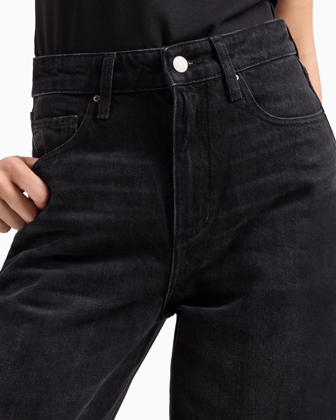 J38 relaxed fit jeans in stiff cotton indigo denim Slide 4