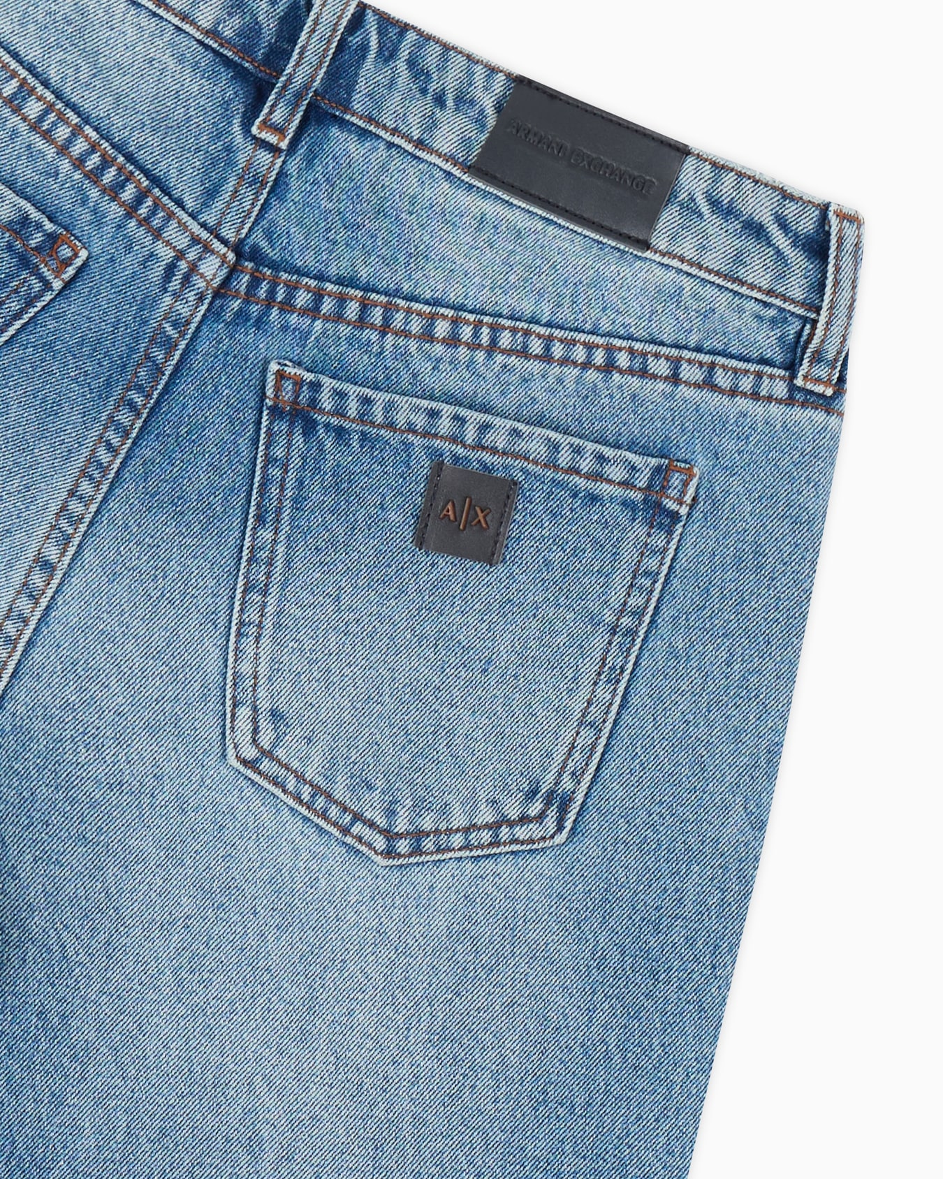 J52 relaxed fit jeans in stone washed denim Slide 5