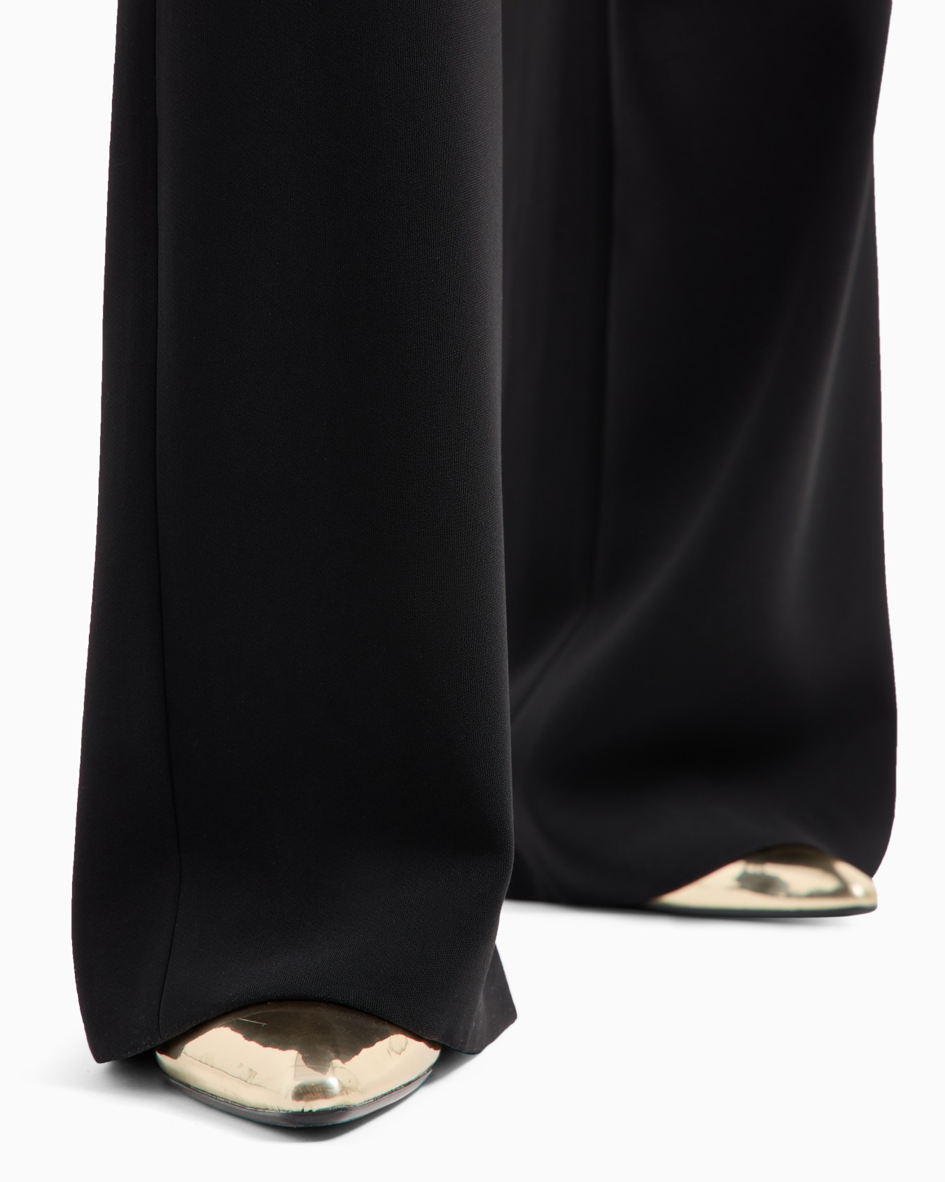 Palazzo pants with jewel button Slide 4