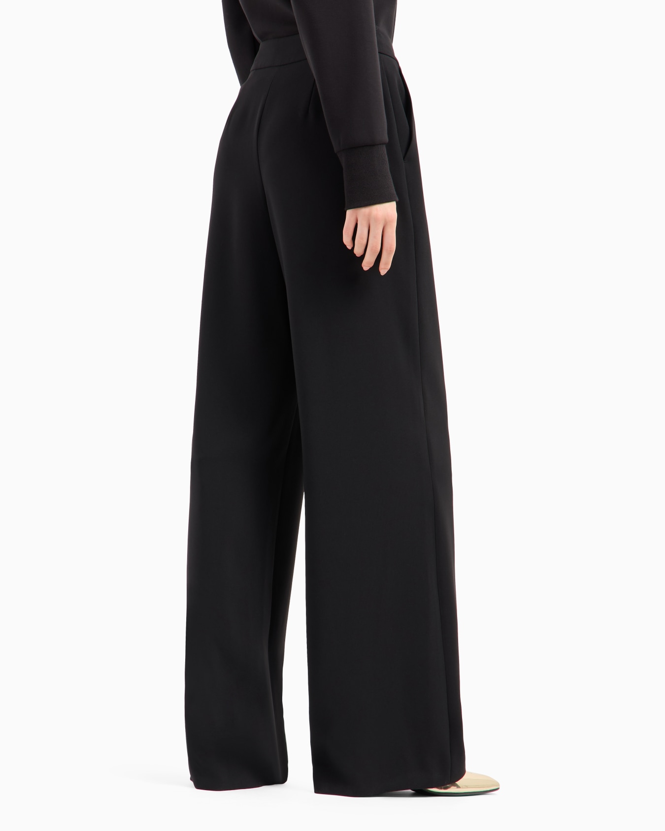 Palazzo pants with jewel button Slide 2