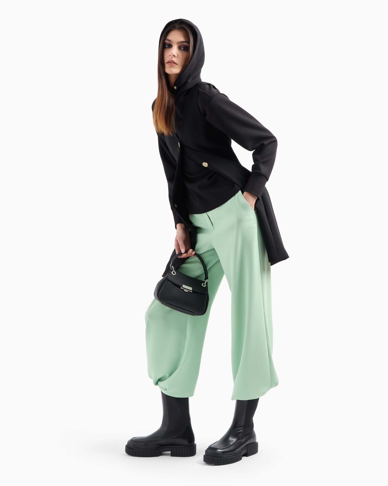 Pantalón palazzo con botón joya Diapositiva 3
