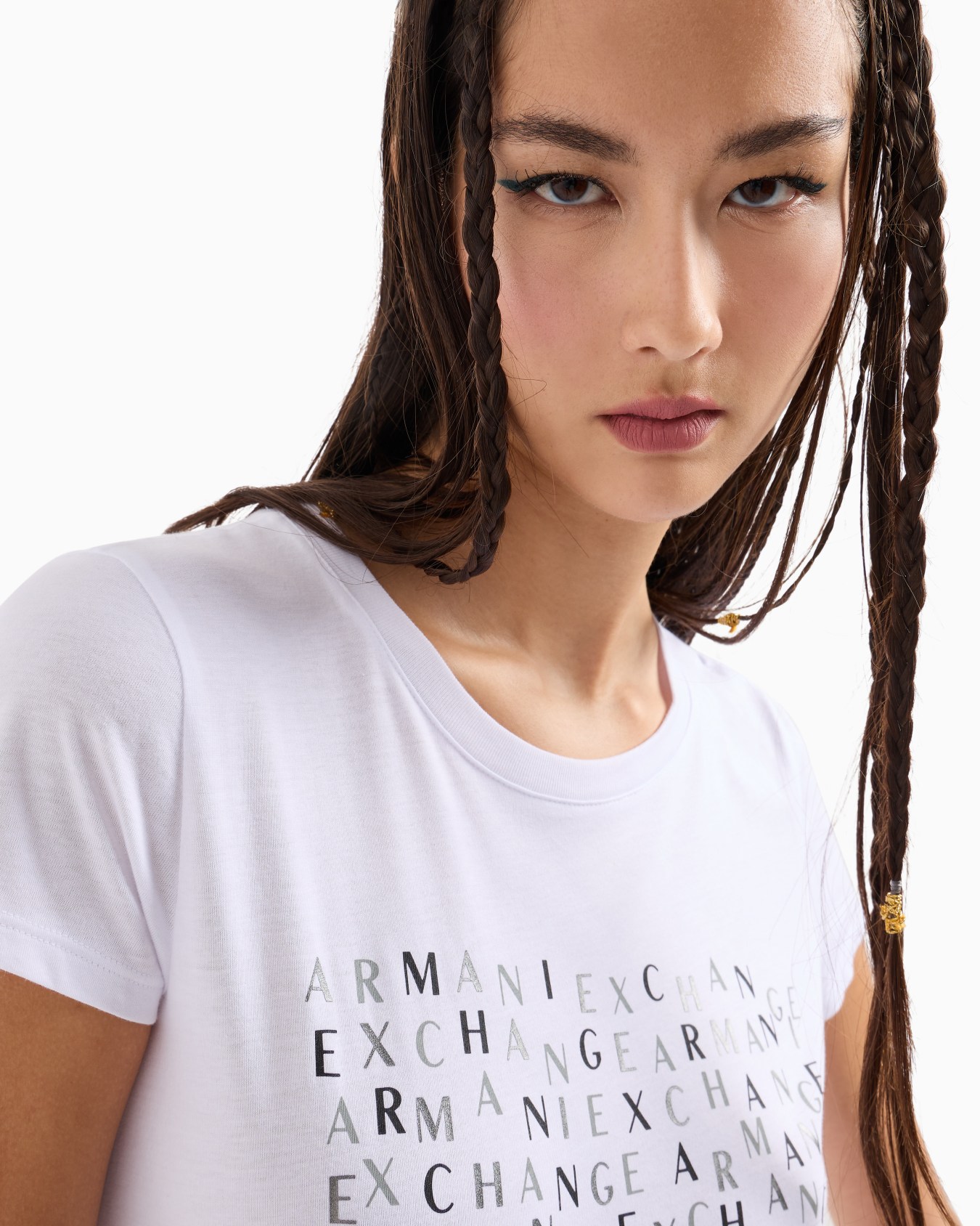 Camiseta slim fit con logo Diapositiva 4