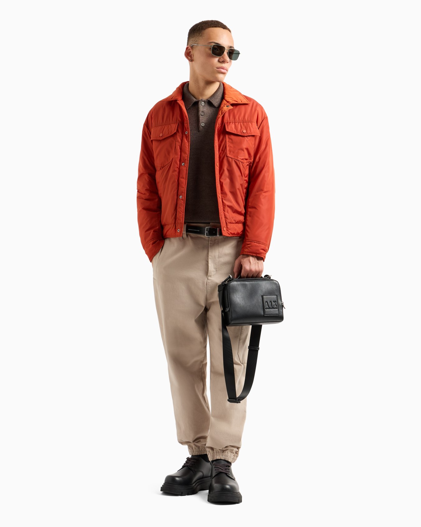 Maglione in misto lana con colletto  Slide 3