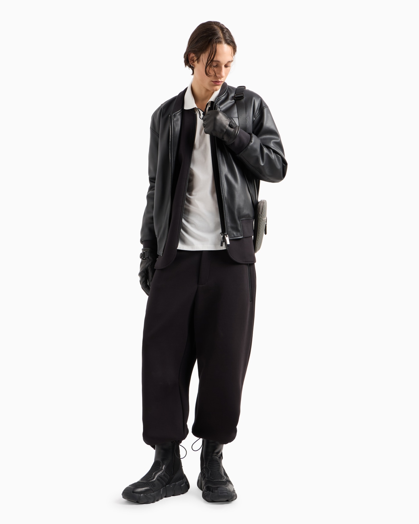  cotton polo with contrasting collar profiles Slide 3