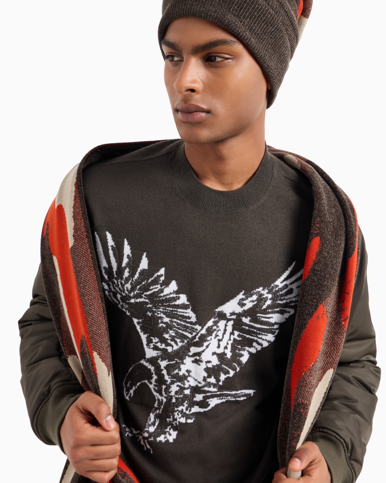 Rundhalspullover aus Wollmischung mit aufgesticktem Adler Folie 4