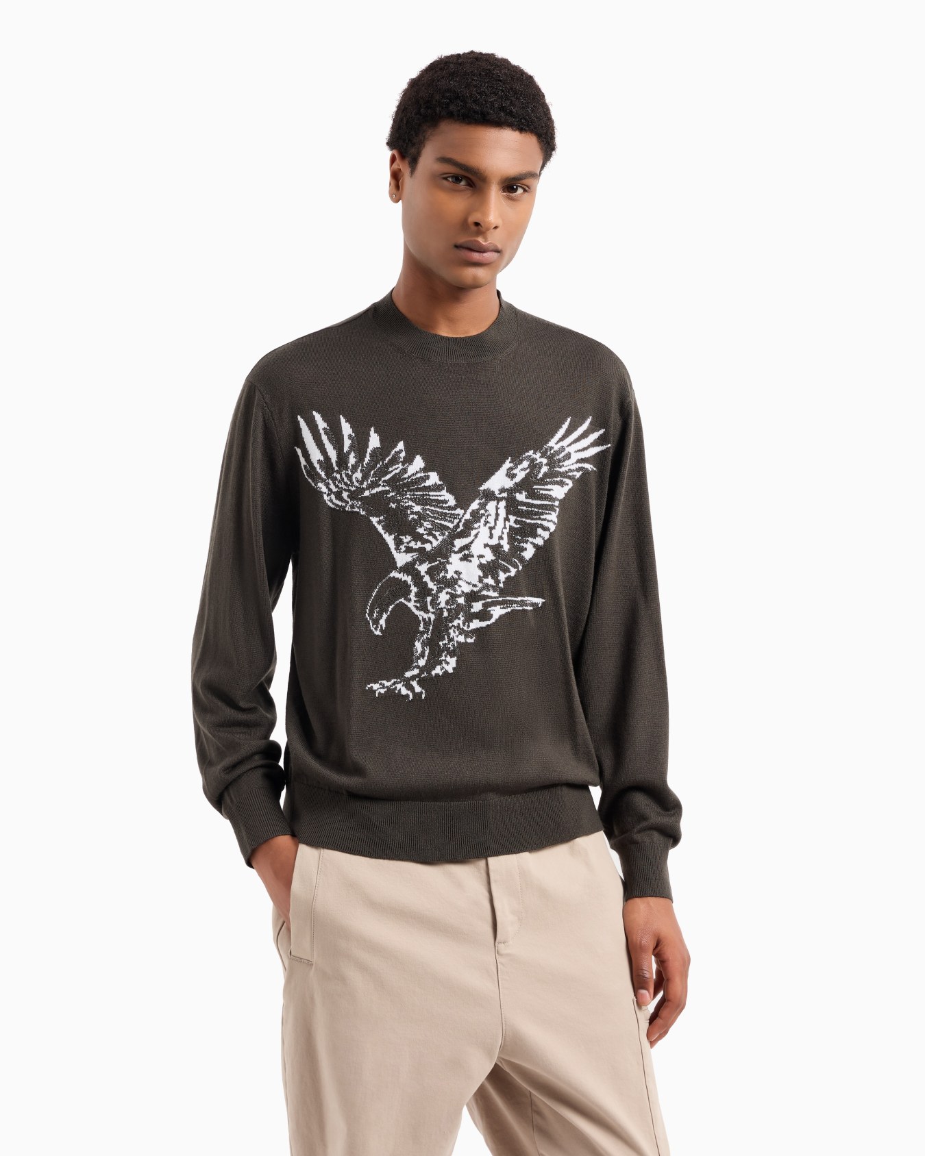 Rundhalspullover aus Wollmischung mit aufgesticktem Adler Folie 1