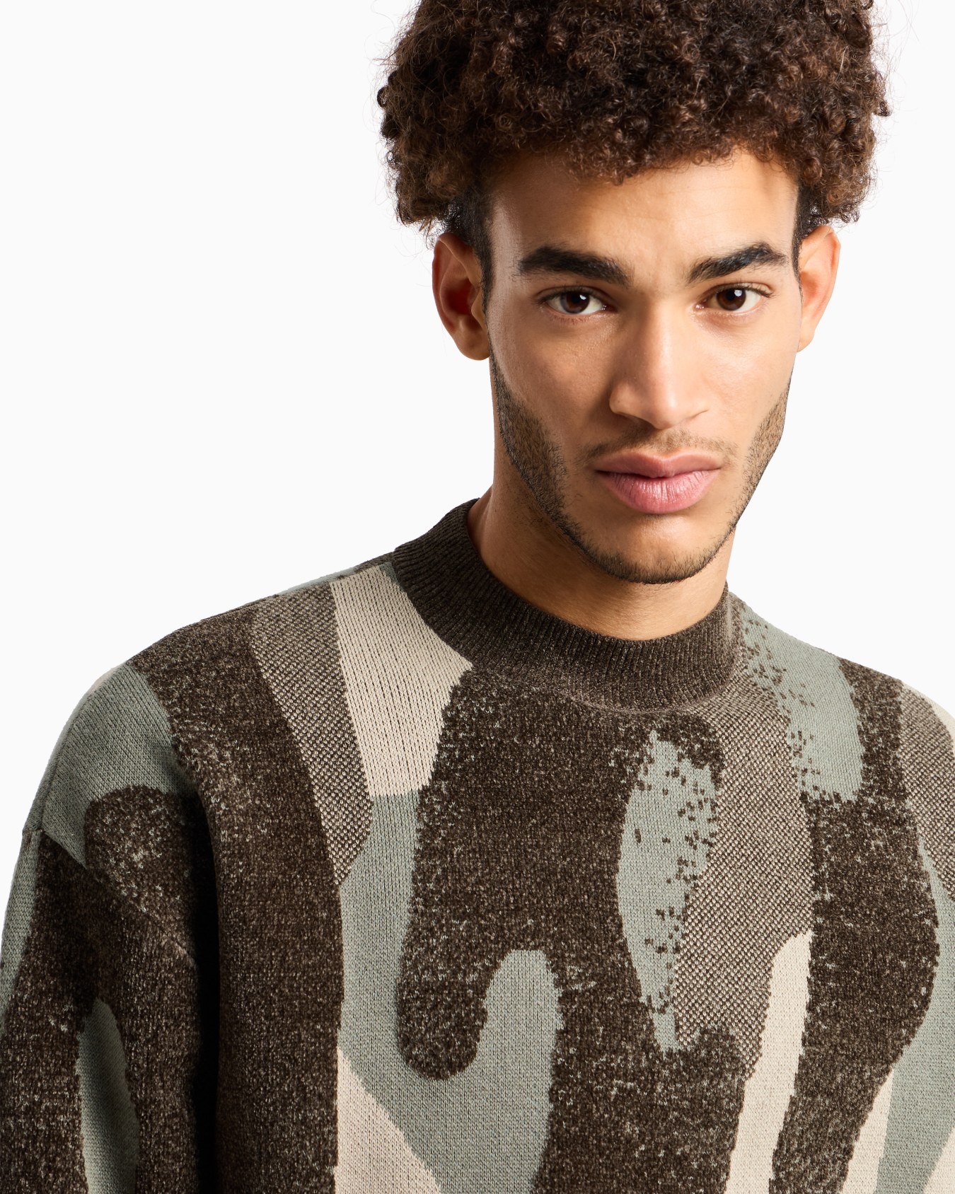 Pull col rond en chenille camouflage  Diapositive 4