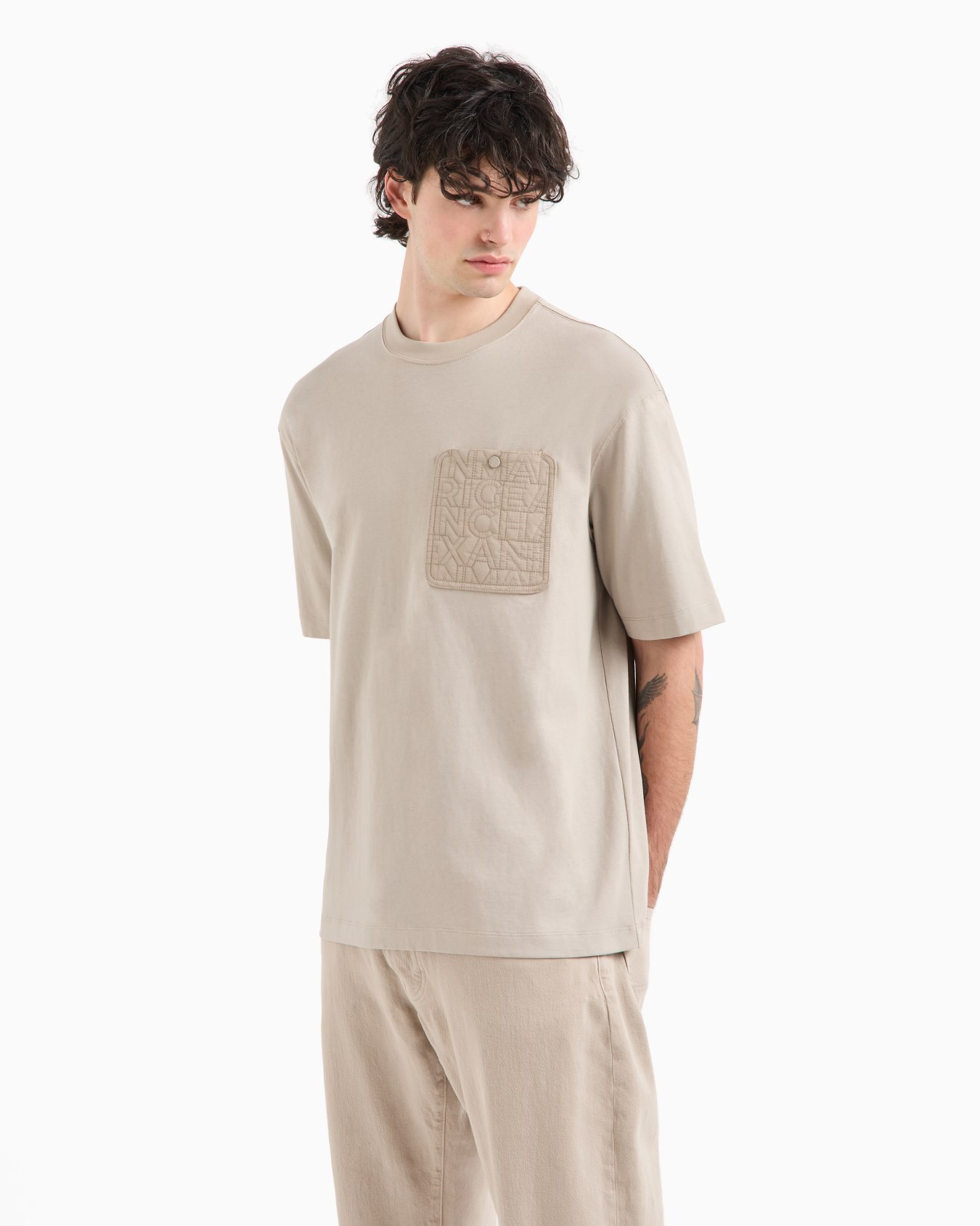 Camiseta de corte relajado con bolsillo en contraste en algodón ASV Diapositiva 1