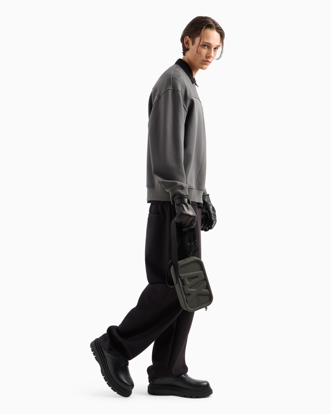 -Sweatshirt mit Rundhalsausschnitt aus Bio-Baumwolle mit Maxi-Logo und A-Linie Folie 3