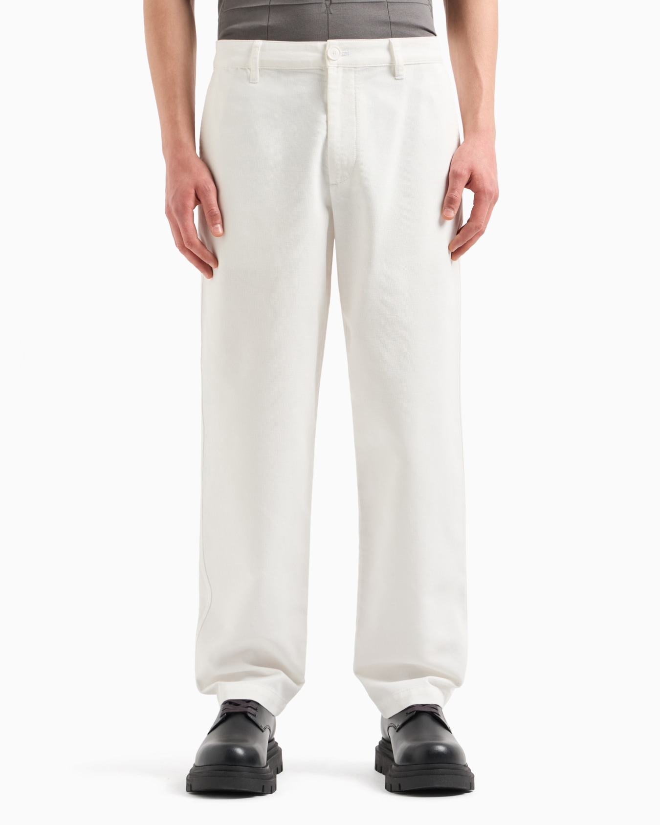 Cotton poplin chino trousers Slide 1
