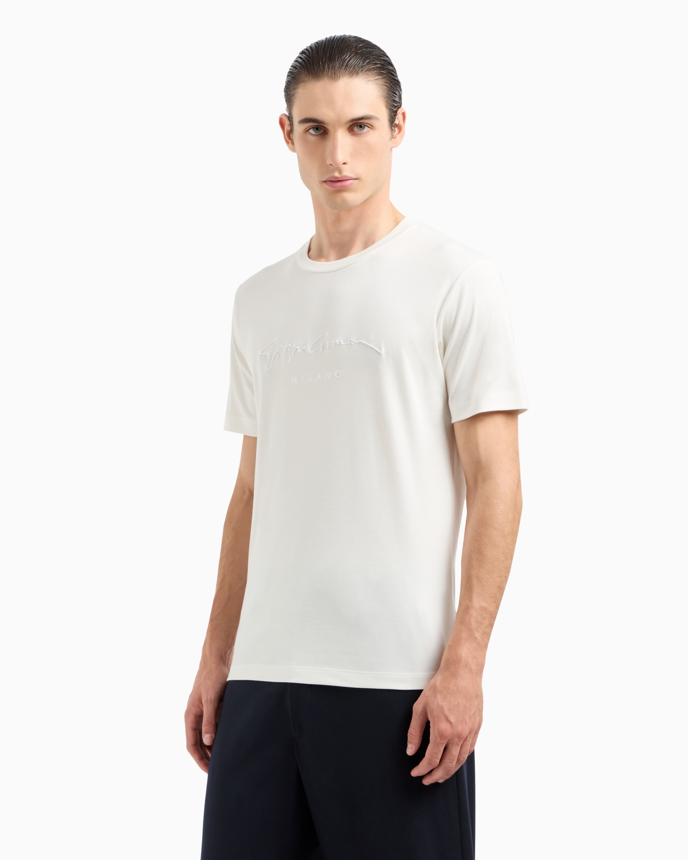 Tシャツ ピュアコットンインターロック シグネチャーロゴ スライドする 3