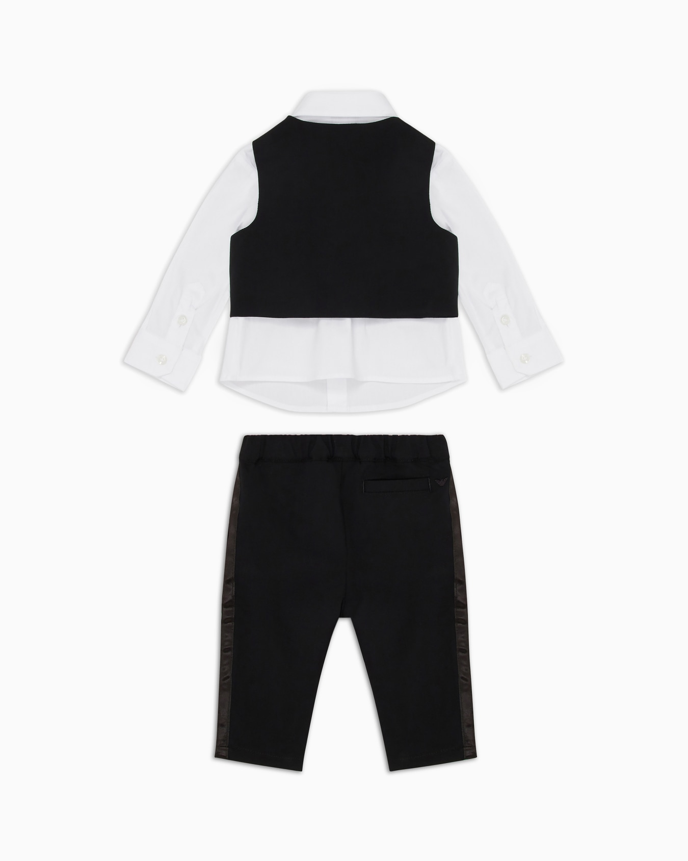Suit with shirt, waistcoat and trousers in light wool Slide 2