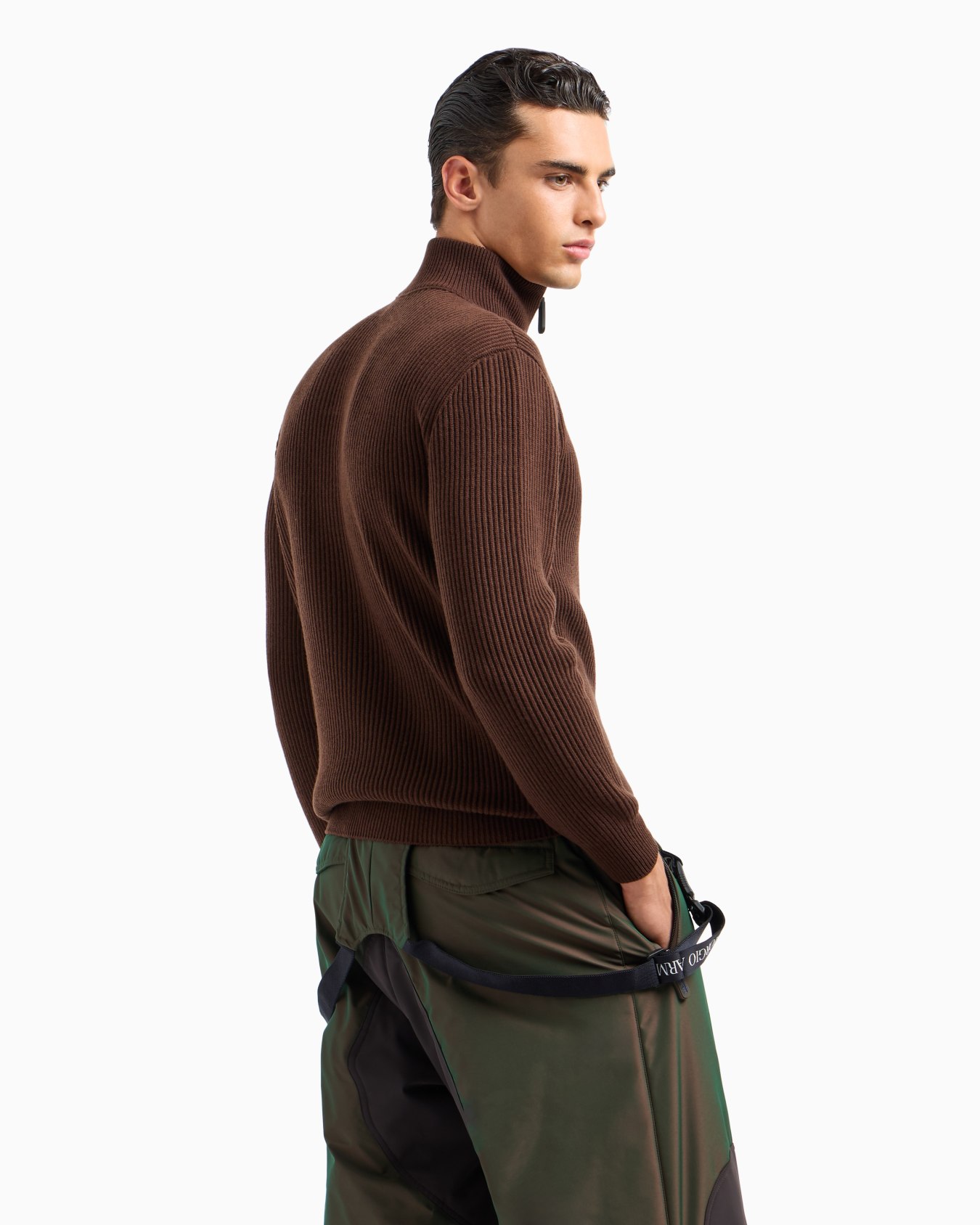 Giorgio Armani Neve Stehkragenpullover aus Wolle und Kaschmir Folie 2