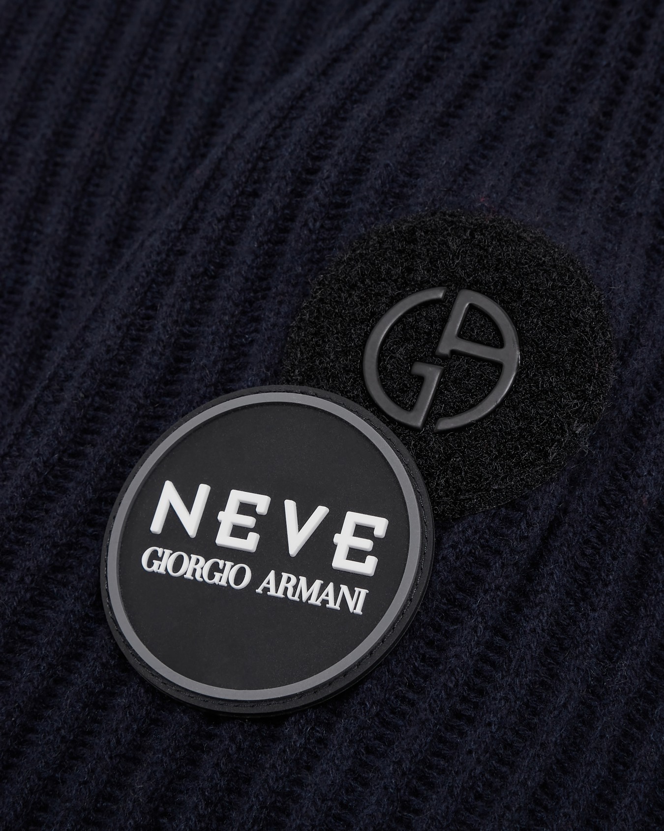 Giorgio Armani Neve jumper in wool and cashmere Slide 1