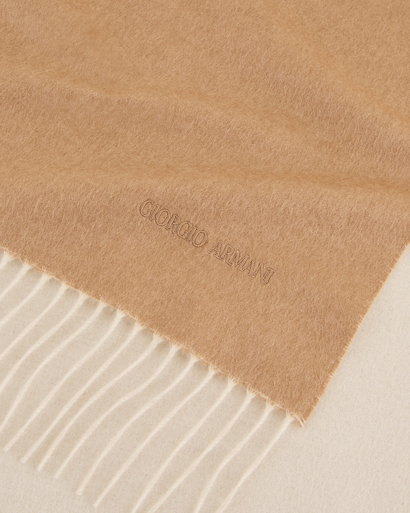 Two-tone wool and silk scarf Slide 1