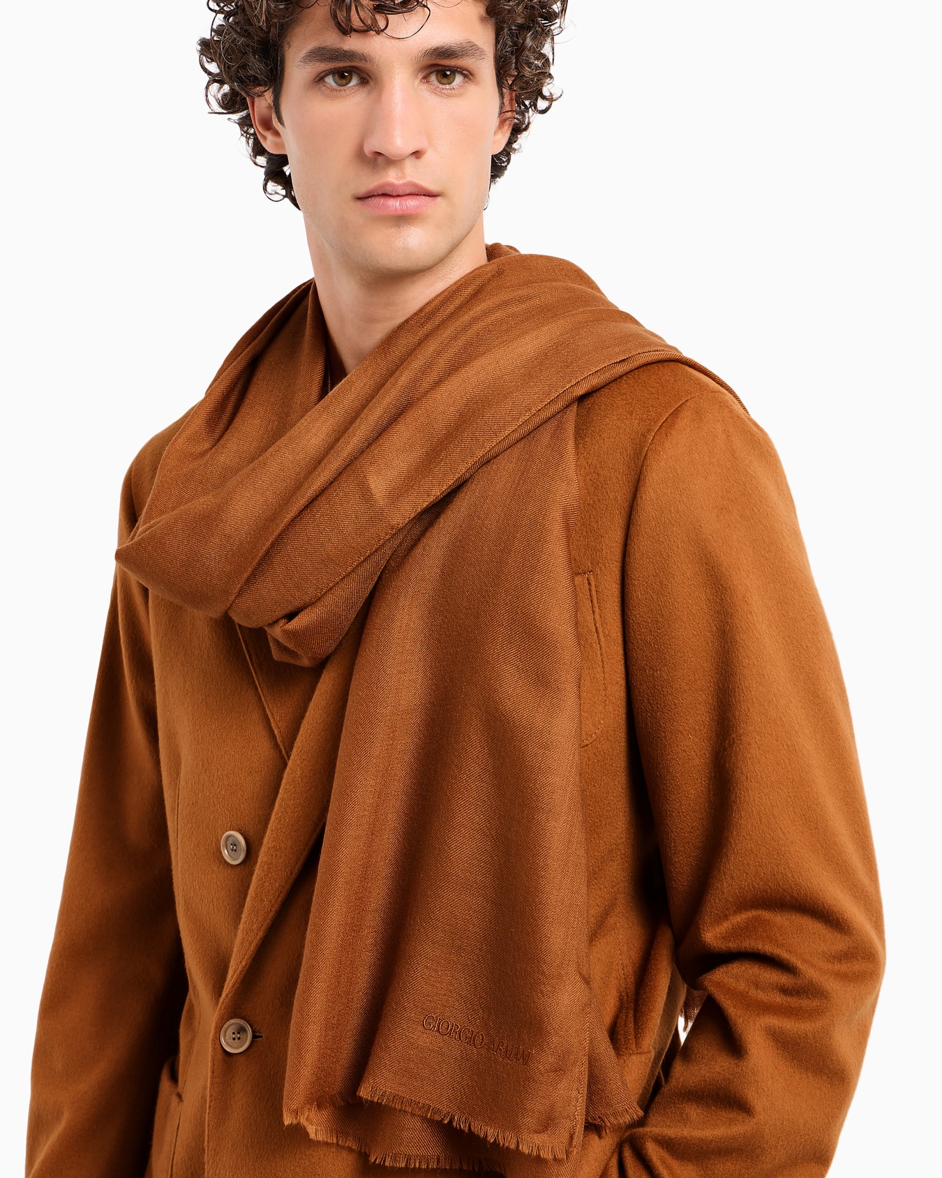 Giorgio Armani Vicuña stole in vicuña Slide 2