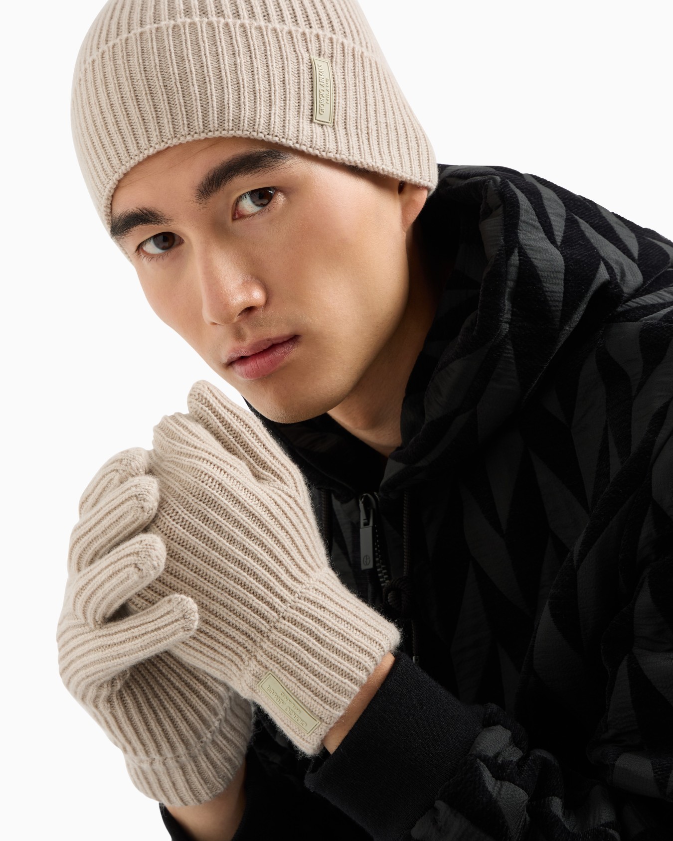 Cashmere beanie Slide 2